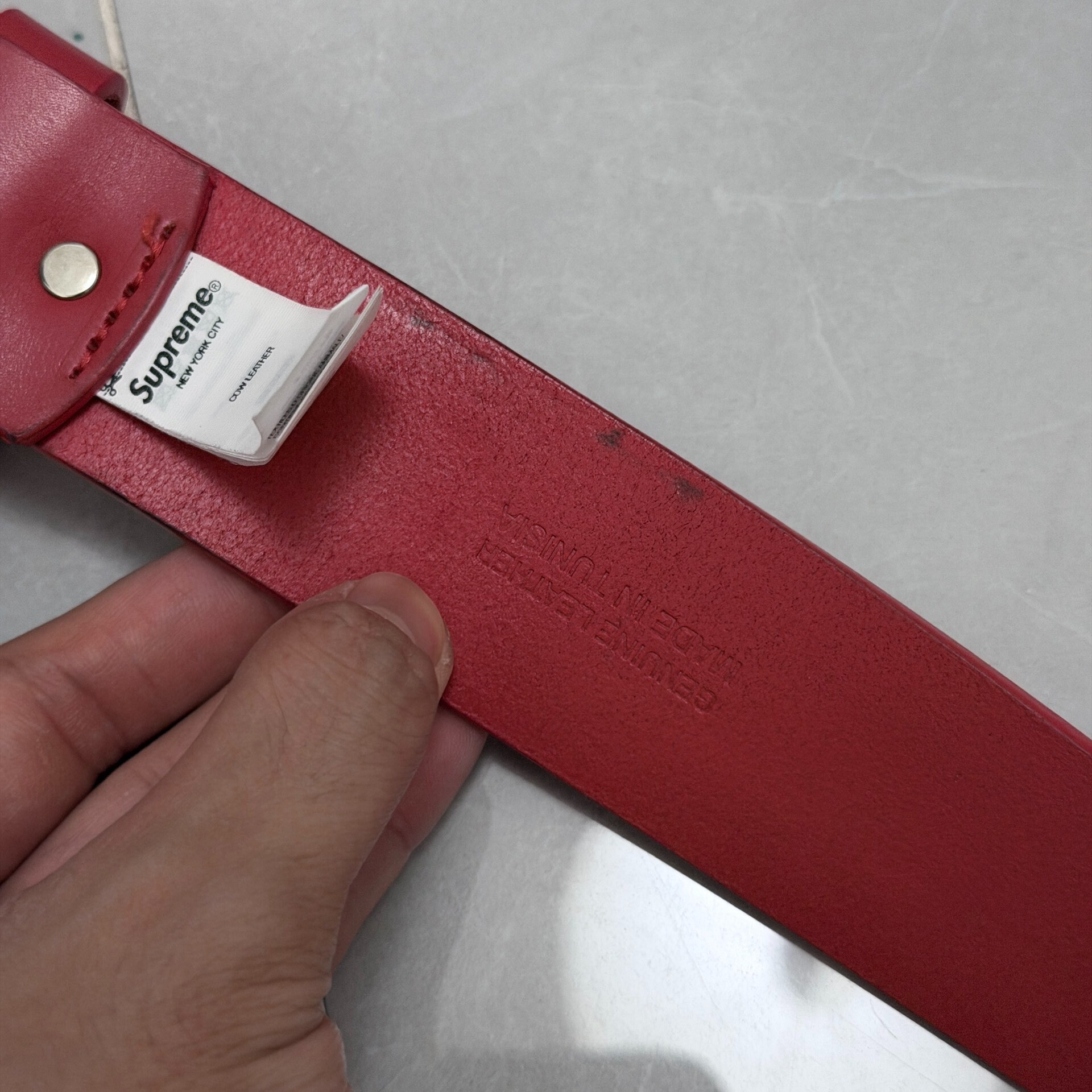 Supreme SS22 Week13 Red Leather Belt — label