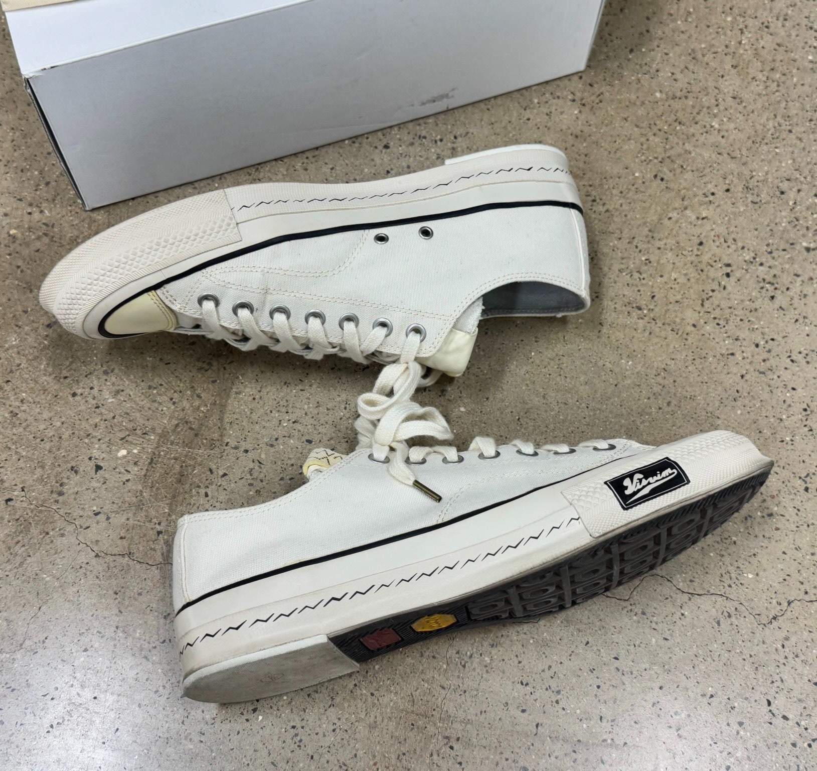 Visvim 23ss Skagway Lo Sneakers — label