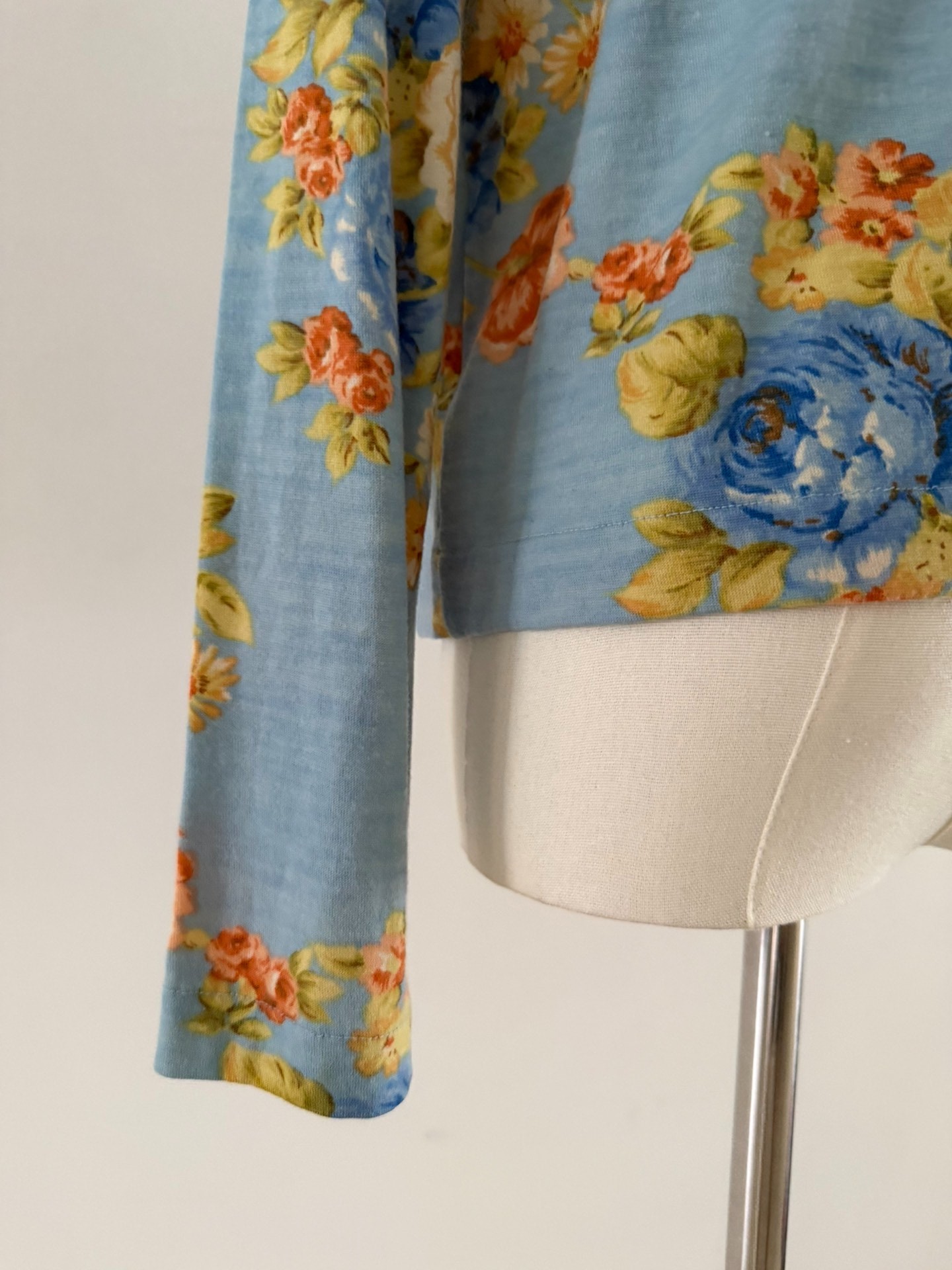 Comme des Garçons Tricot Floral Top — label