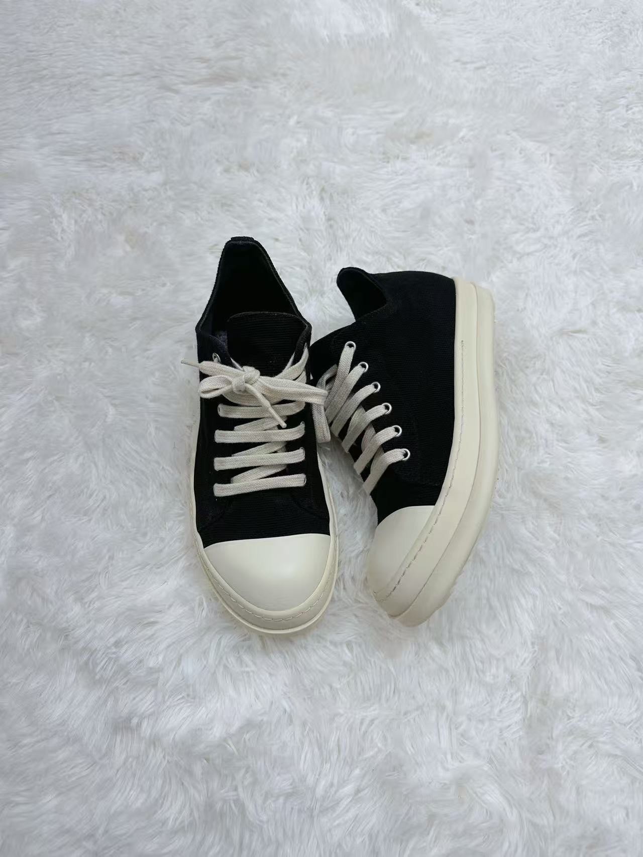 Rick Owens Black Low-Top Canvas Sneakers