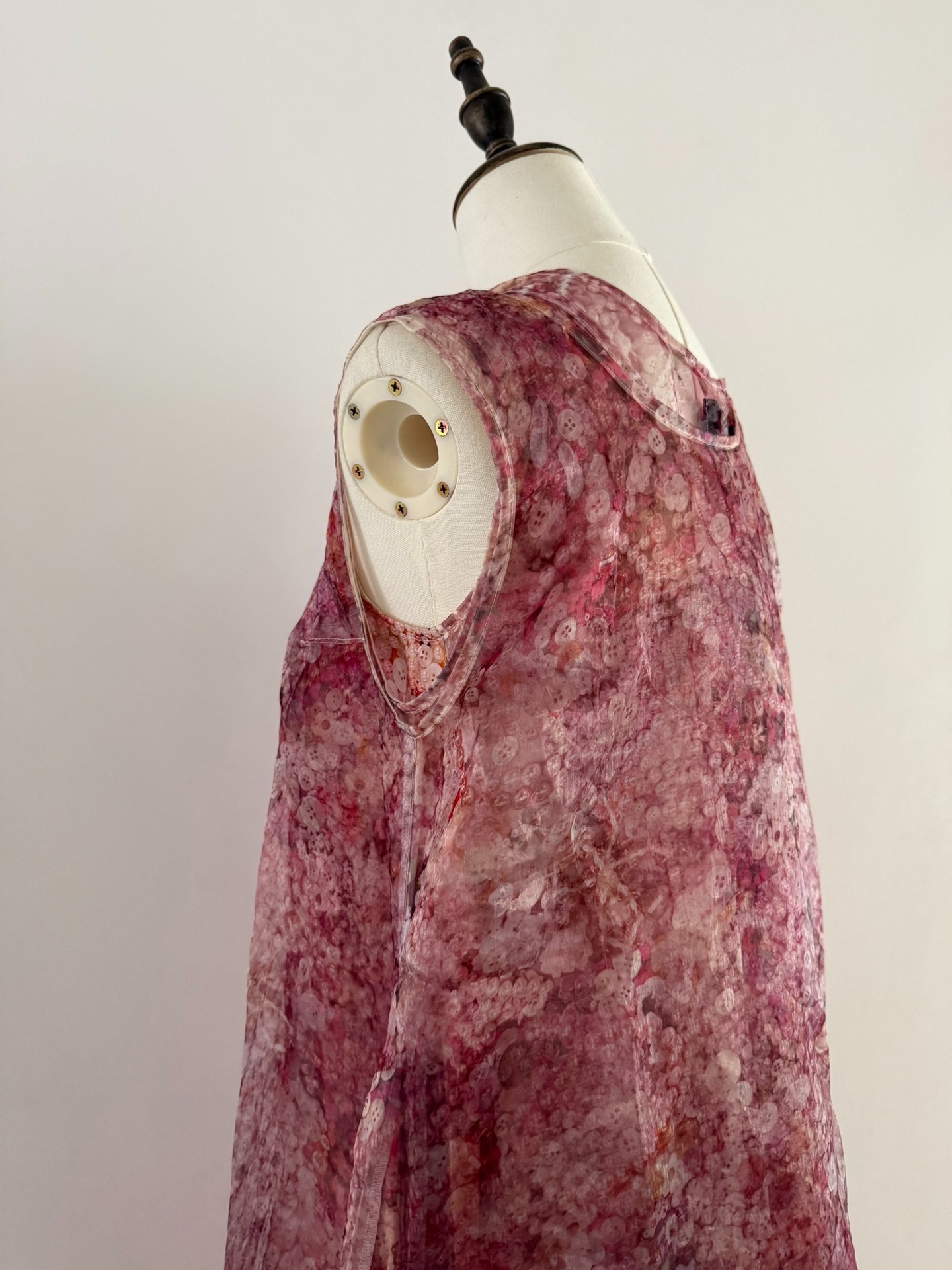 Tricot CDG Pink Floral Sleeveless Midi Dress — label