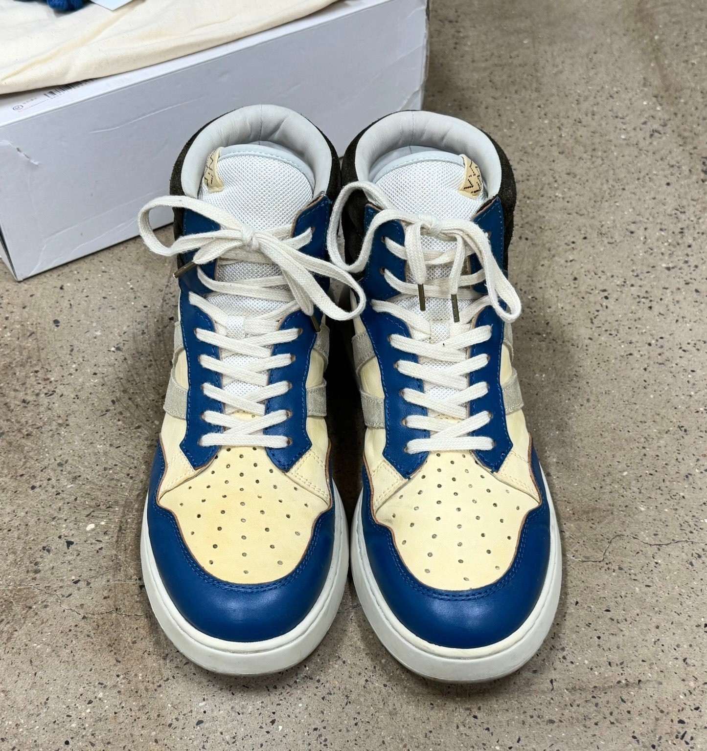 Visvim 21aw Chamberlain Hi Sneakers — front