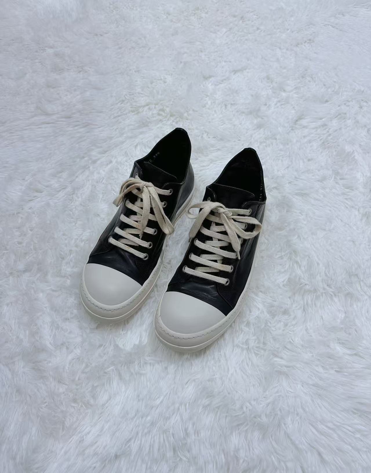 Rick Owens 16FW Horse Leather Low-Top — front