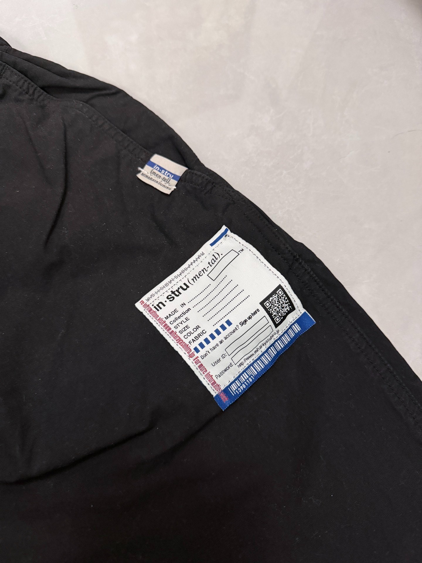 Maison Mihara MMY Wide-Leg Cargo Pants — detail