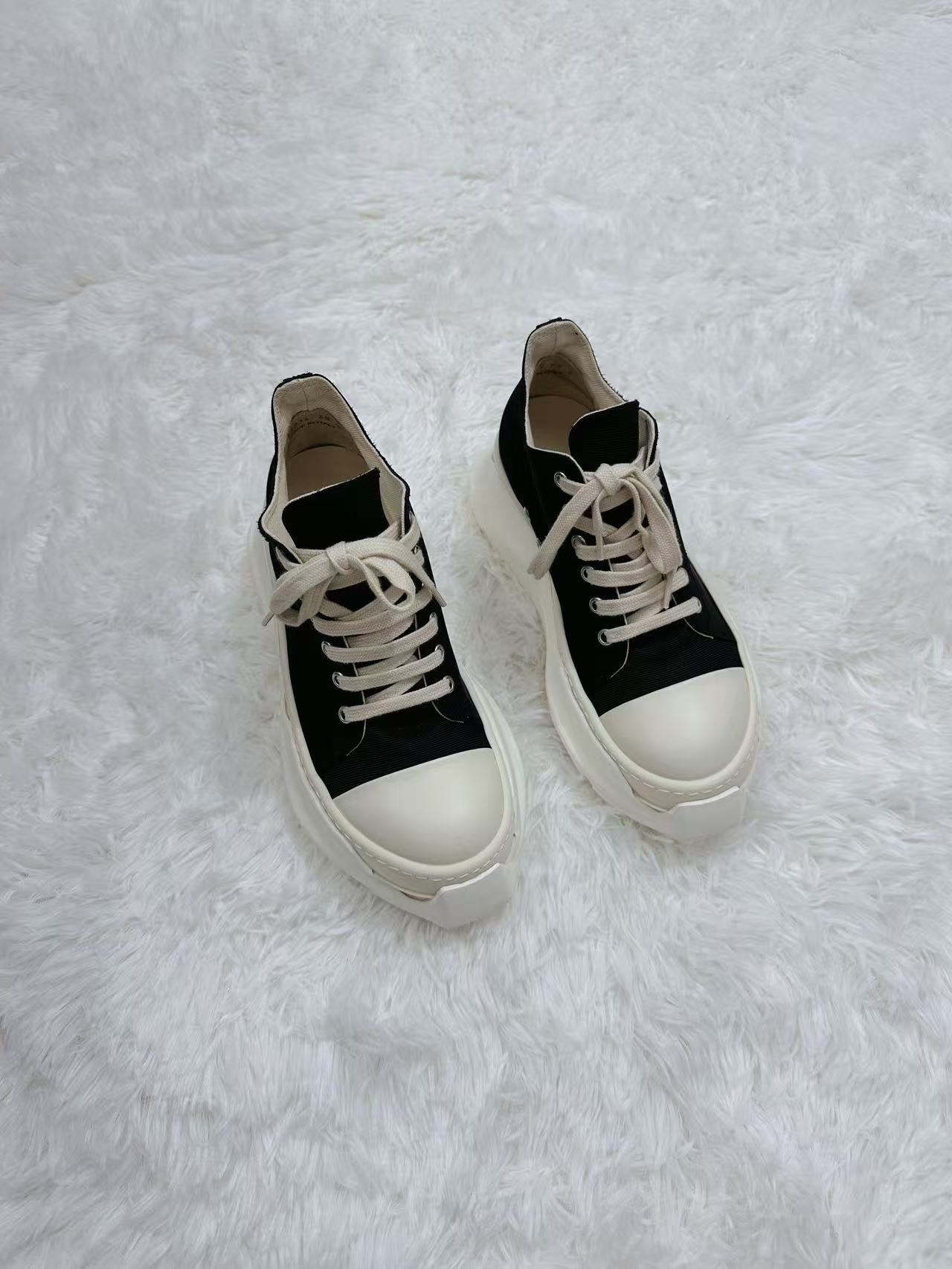 Rick Owens 22ss Thick Sole Low-Top Sneakers — detail