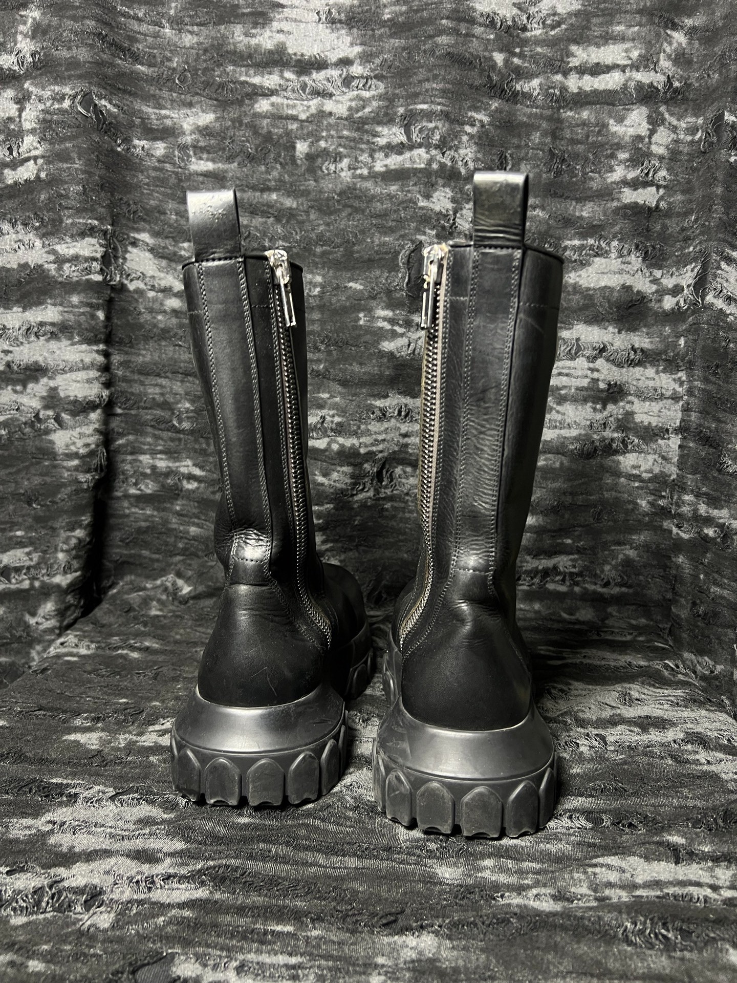 Rick Owens 21FW High-Top Octopus Sole Boots — detail