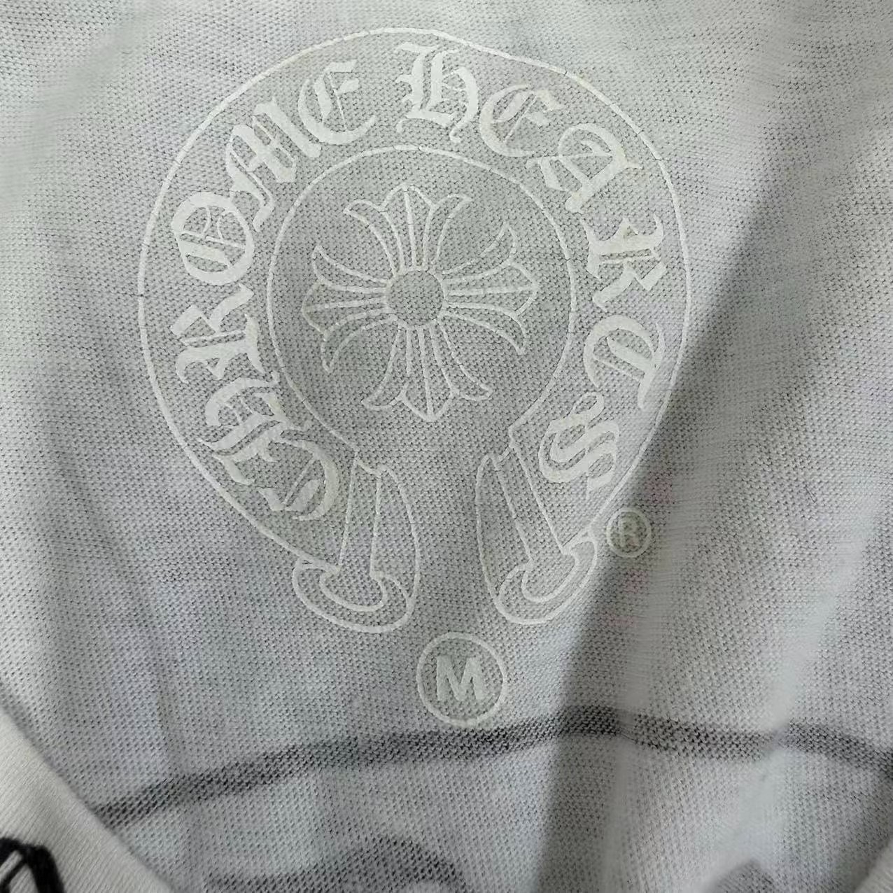 Chrome Hearts Rainbow Horseshoe Tee — detail