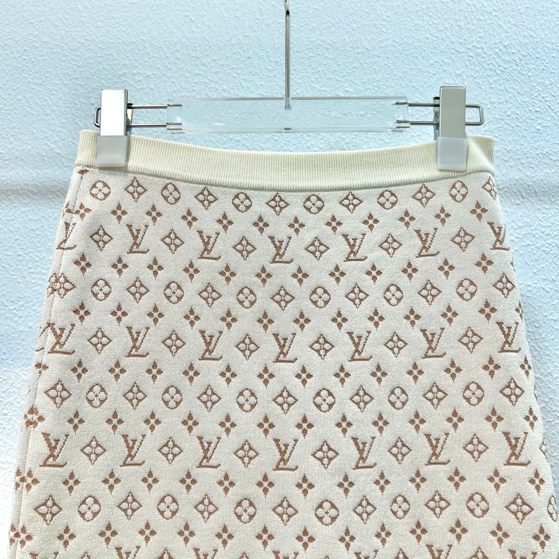Louis Vuitton Jacquard Knit Midi Skirt — front