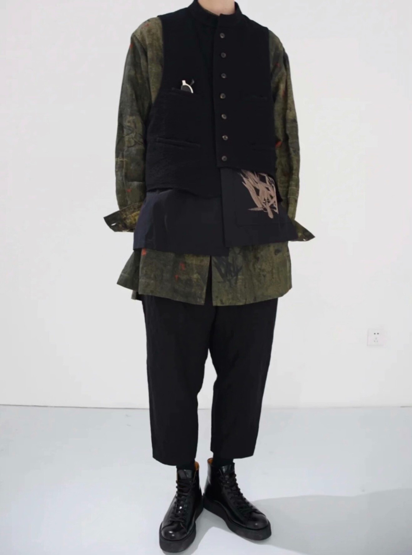 Ziggy Chen 21AW Bamboo Print Wool Vest — back