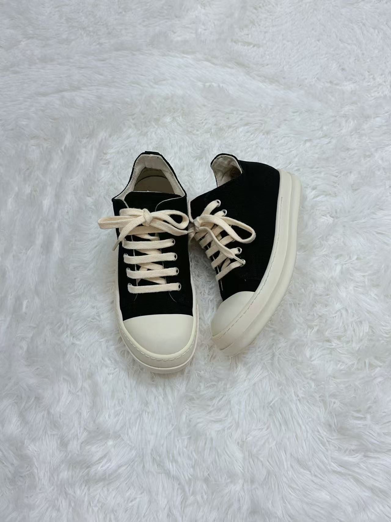 Rick Owens DRKSHDW Low-Top Canvas Shoes