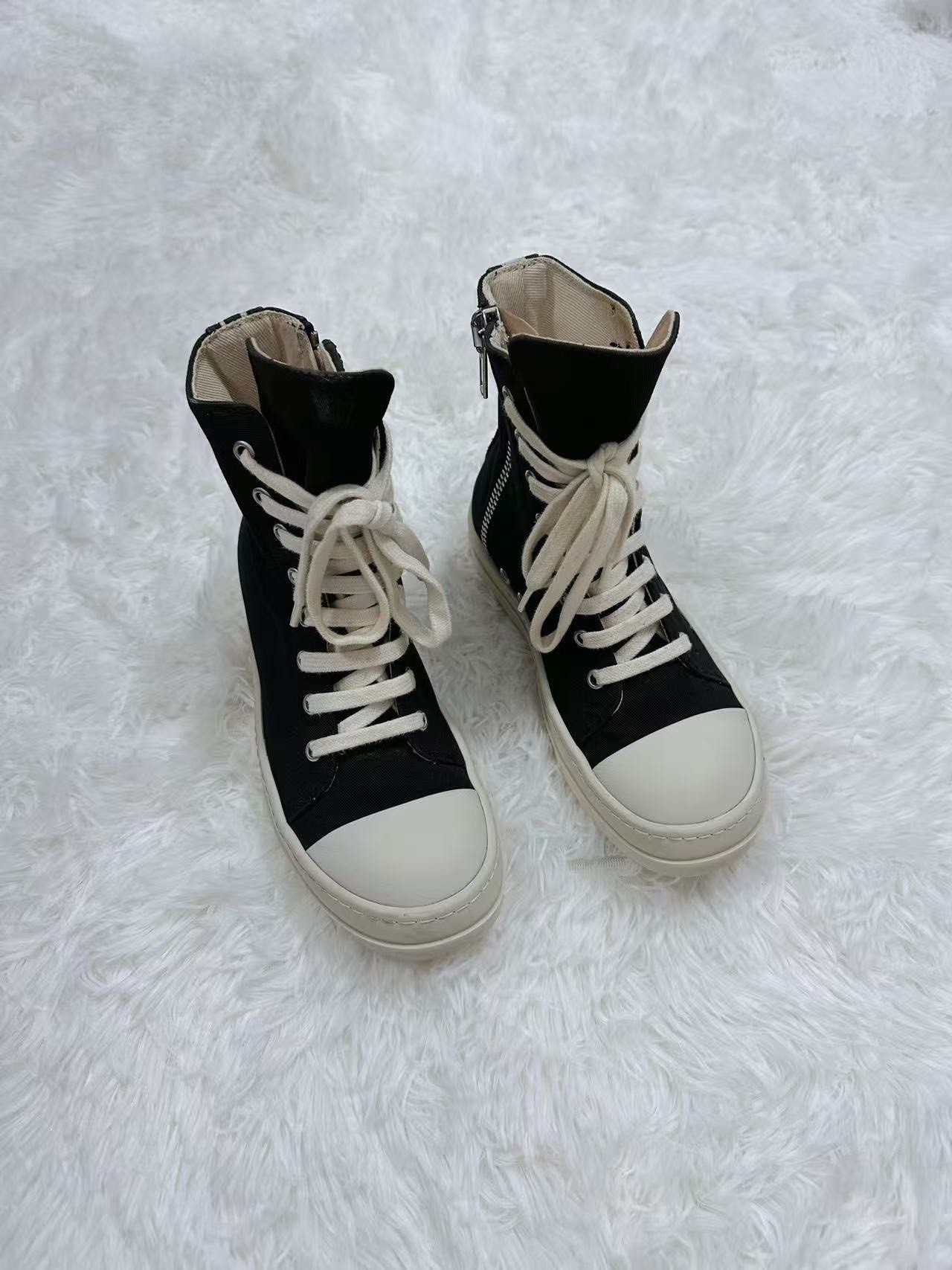 Rick Owens High-Top Sneakers — detail