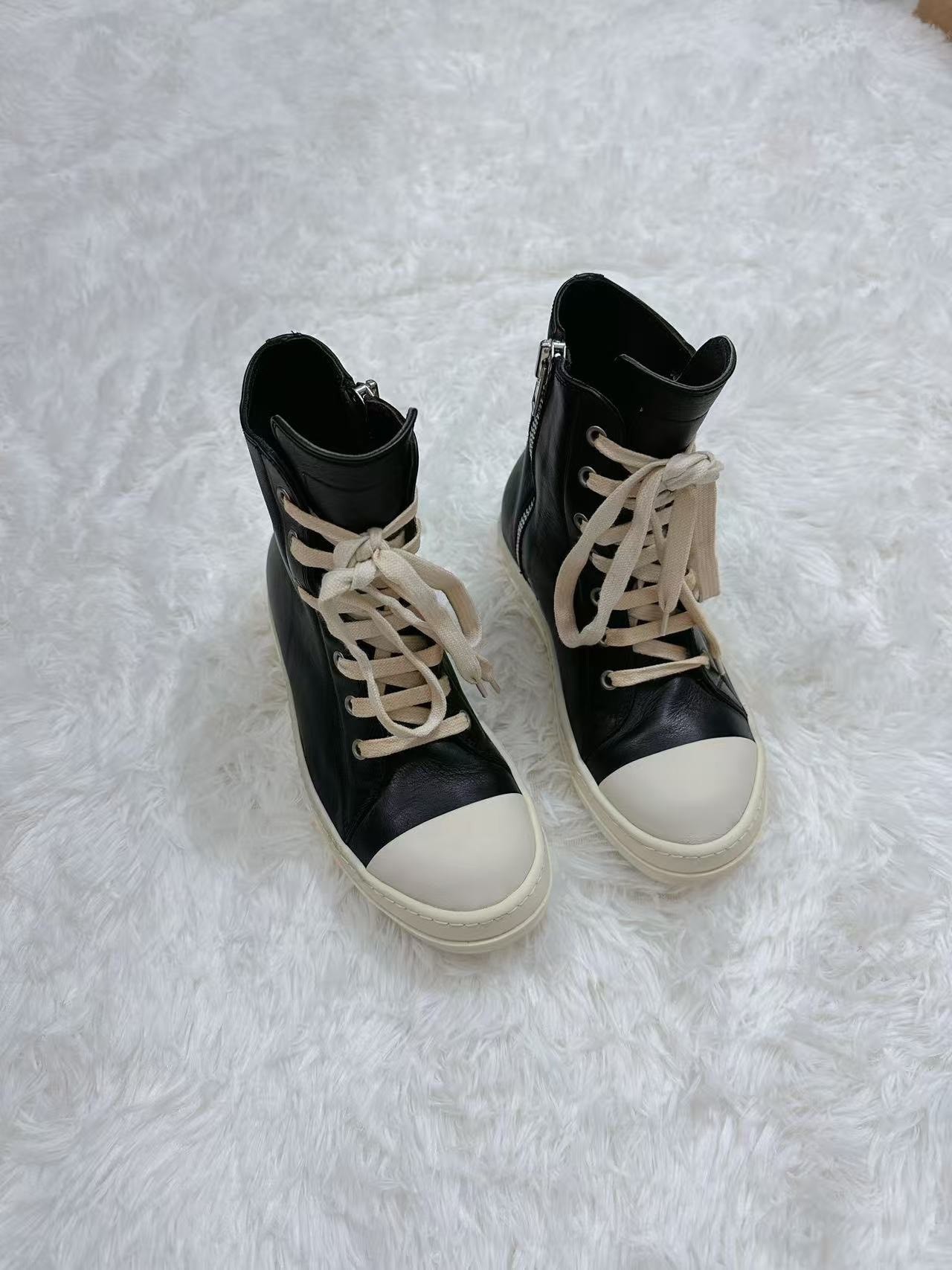 Rick Owens High-Top Leather Thick-Sole — detail