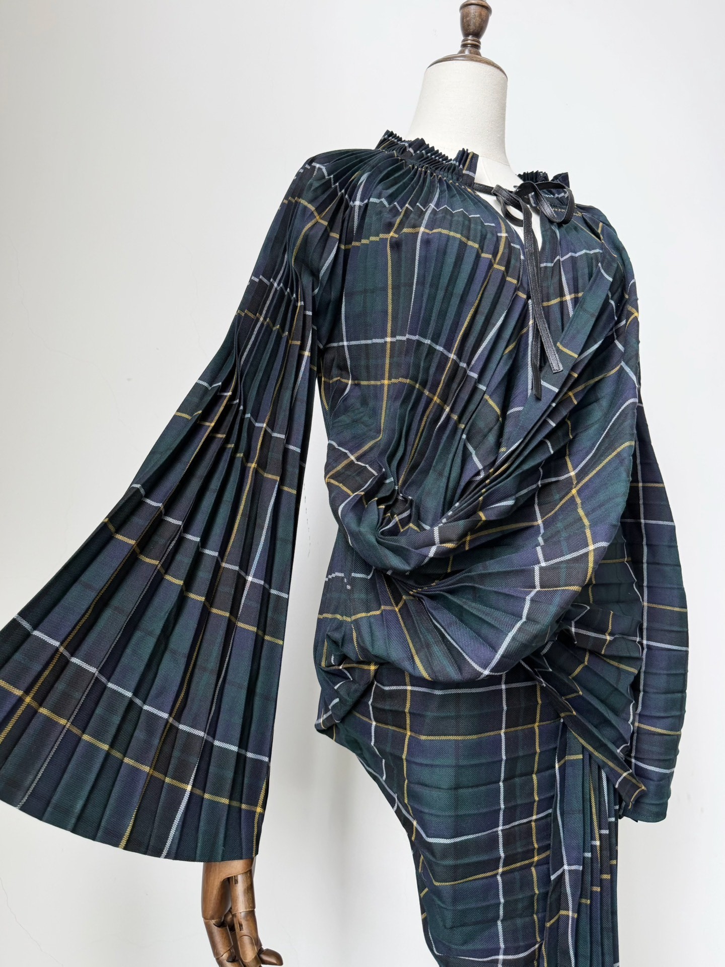 Junya Watanabe 2017 Pleated Dress — front