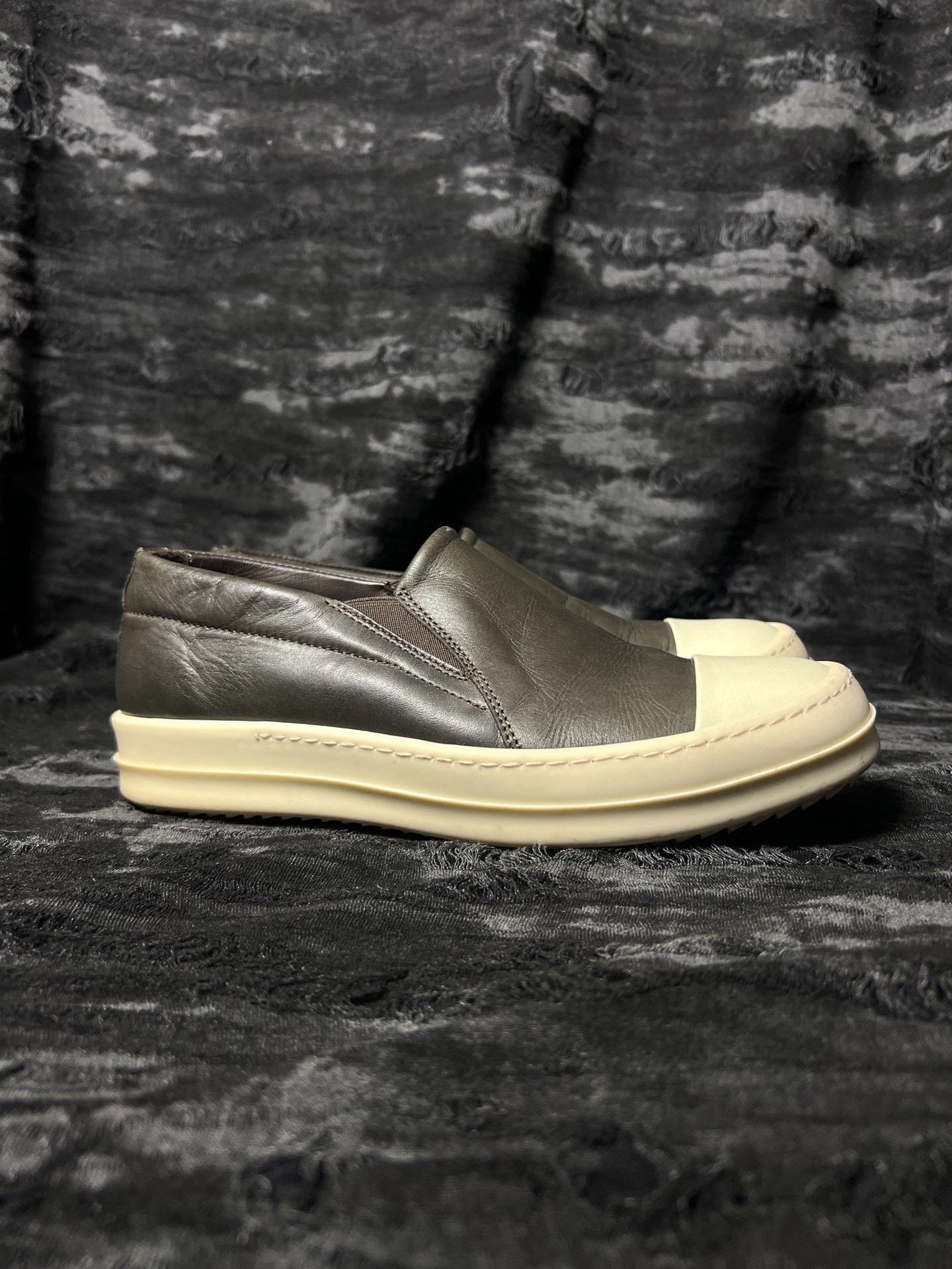 Rick Owens Brown Leather Slip-On Shoes — label