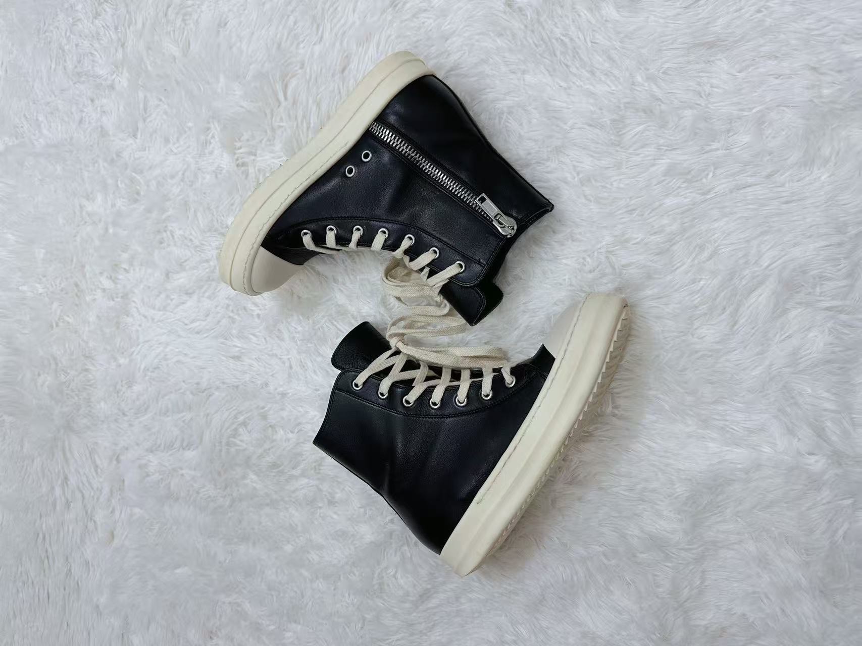 Rick Owens Black High-Top Leather Sneakers — label