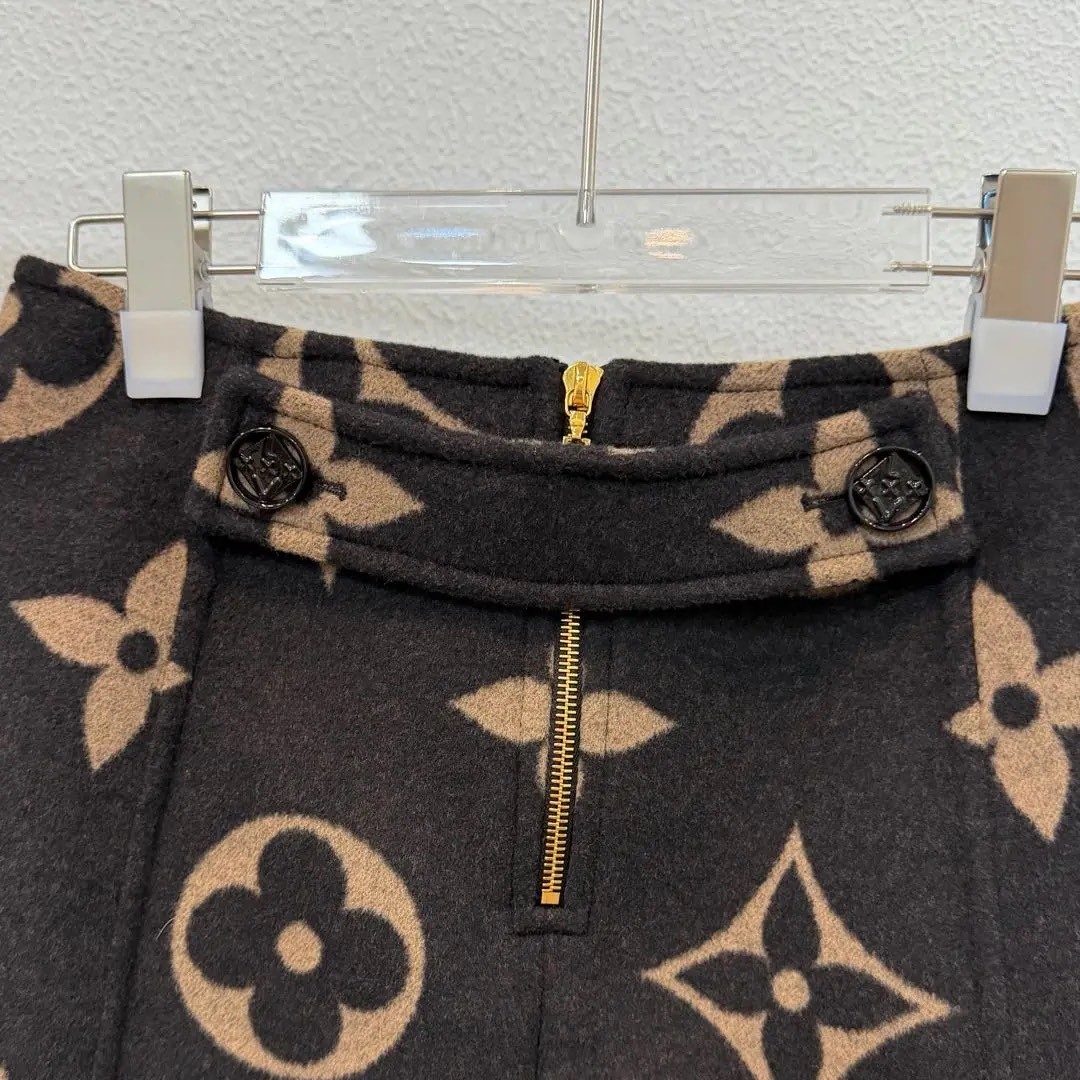 LV Monogram A-line Wool Mini Skirt — detail