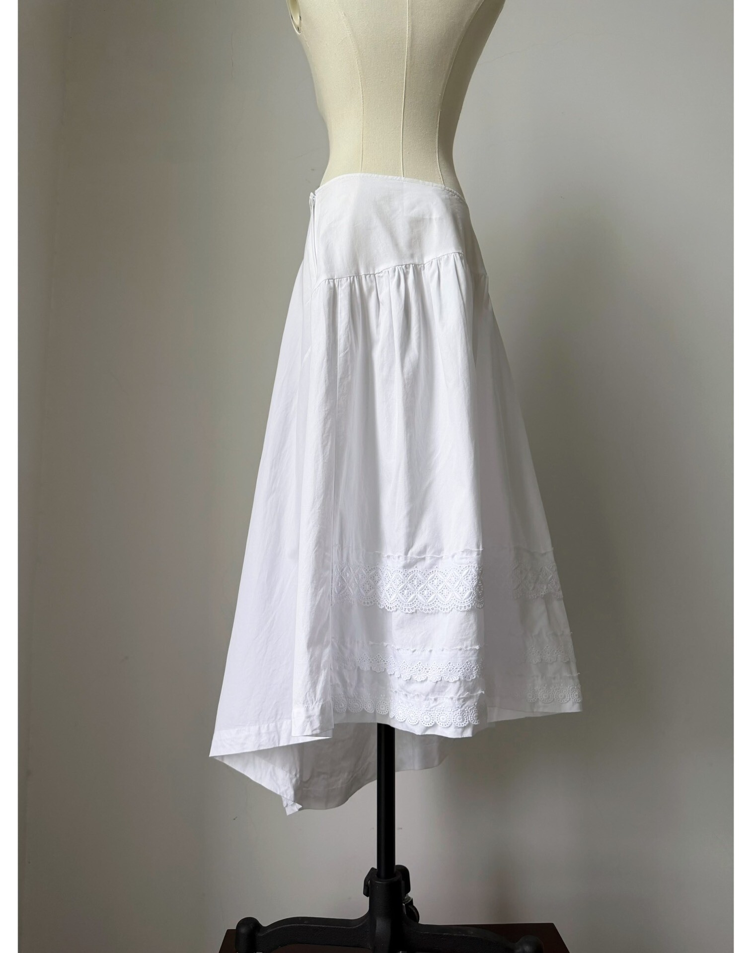 Comme des Garcons 1998 Asymmetric Cotton Skirt — detail
