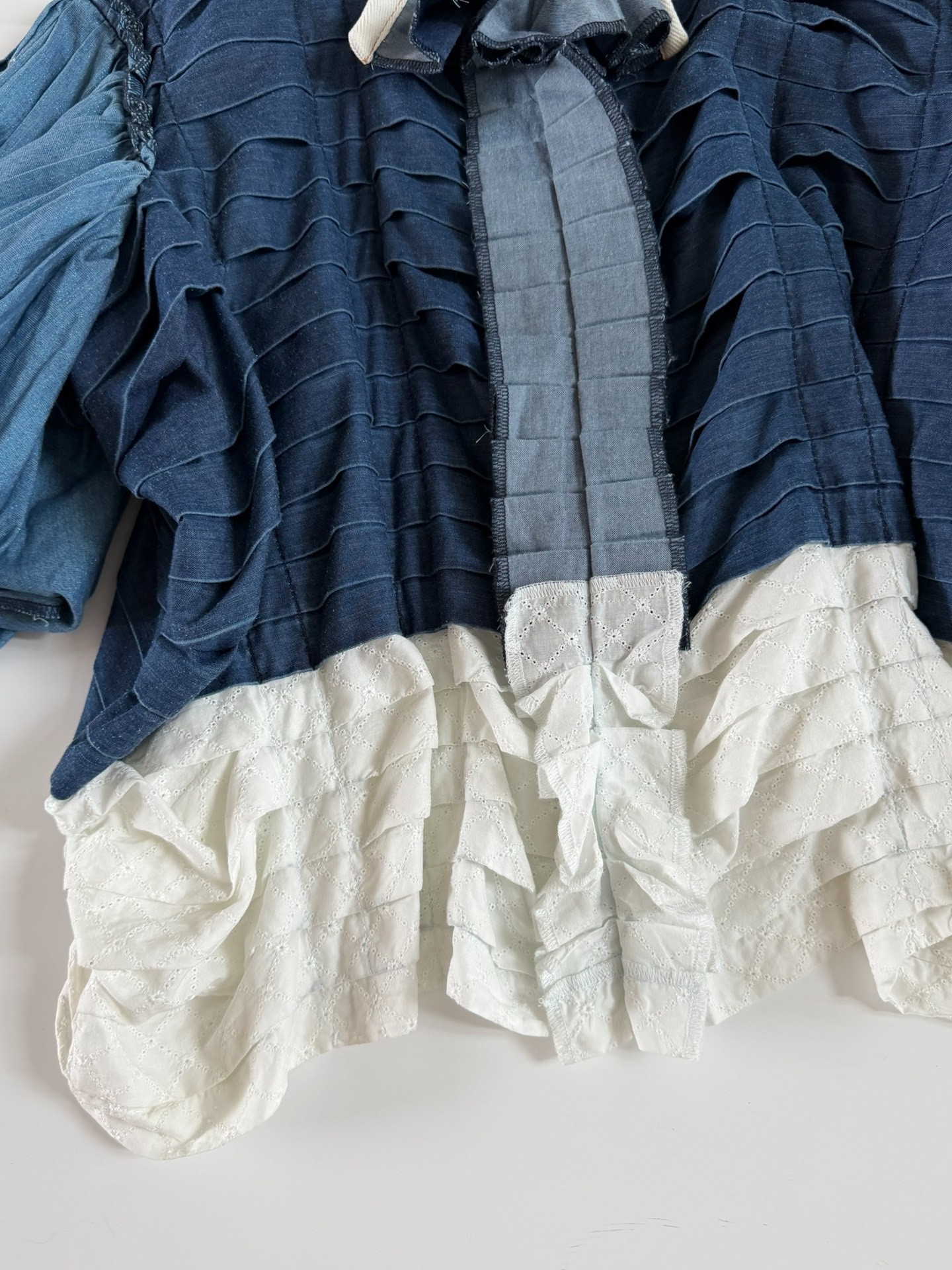 Comme des Garcons Balloon Sleeve Pleated Top — detail