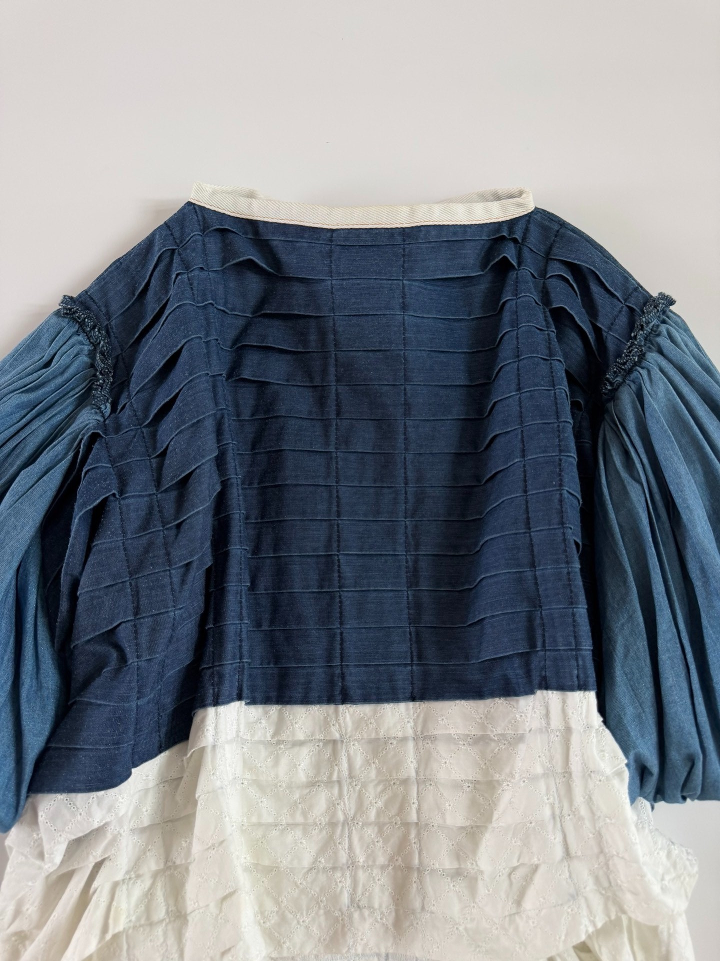 Comme des Garcons Balloon Sleeve Pleated Top — label