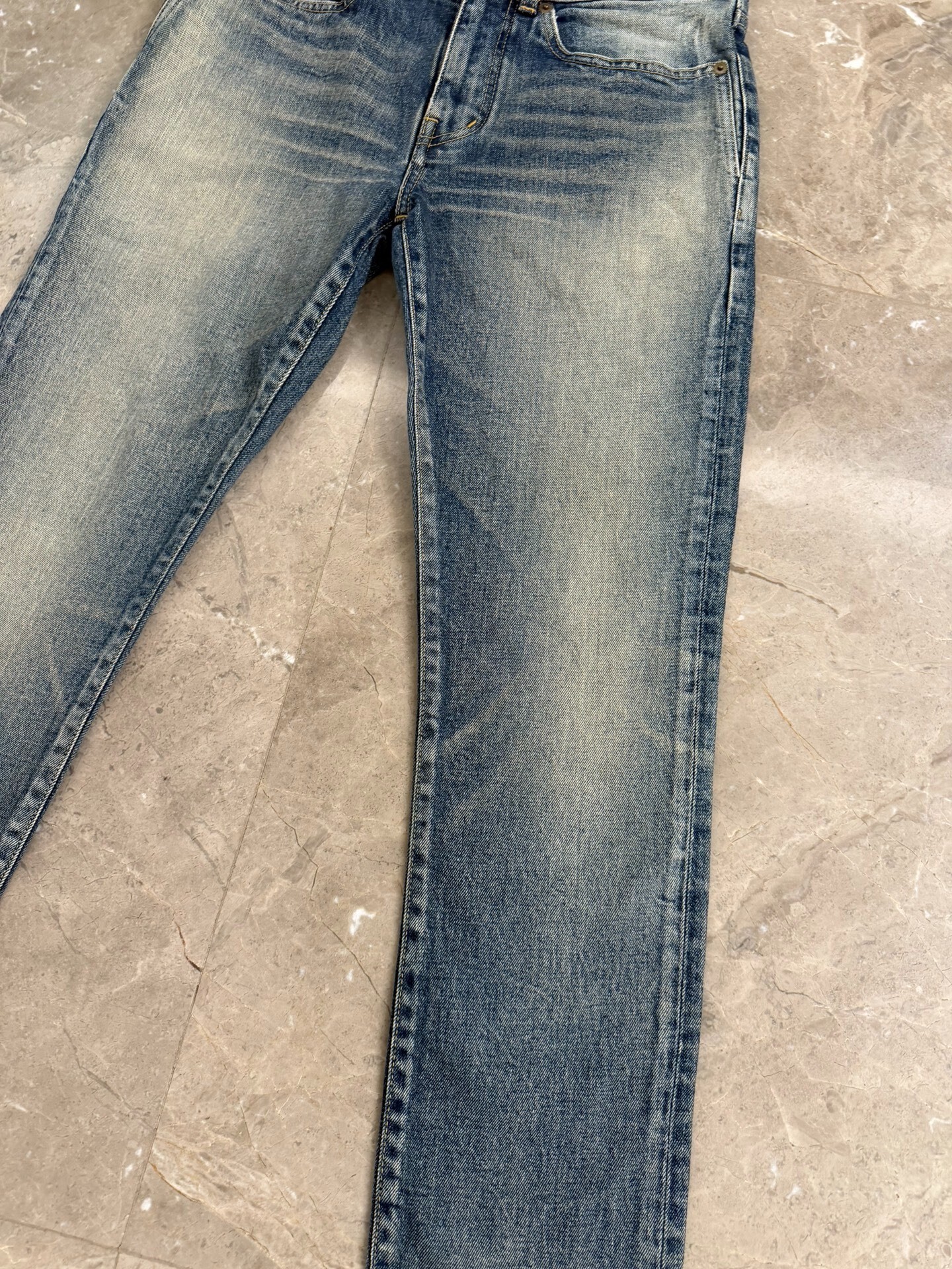 Saint Laurent SLP D02 Skinny Jeans — front