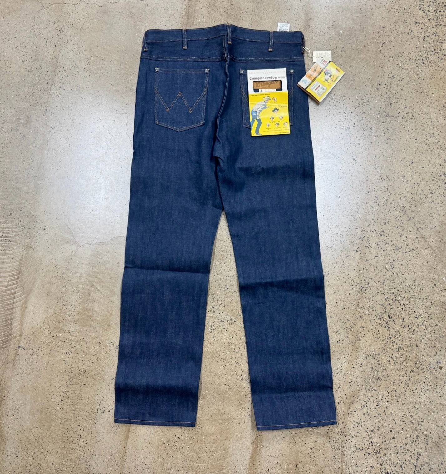 Wrangler 11MWZ Raw Denim Jeans