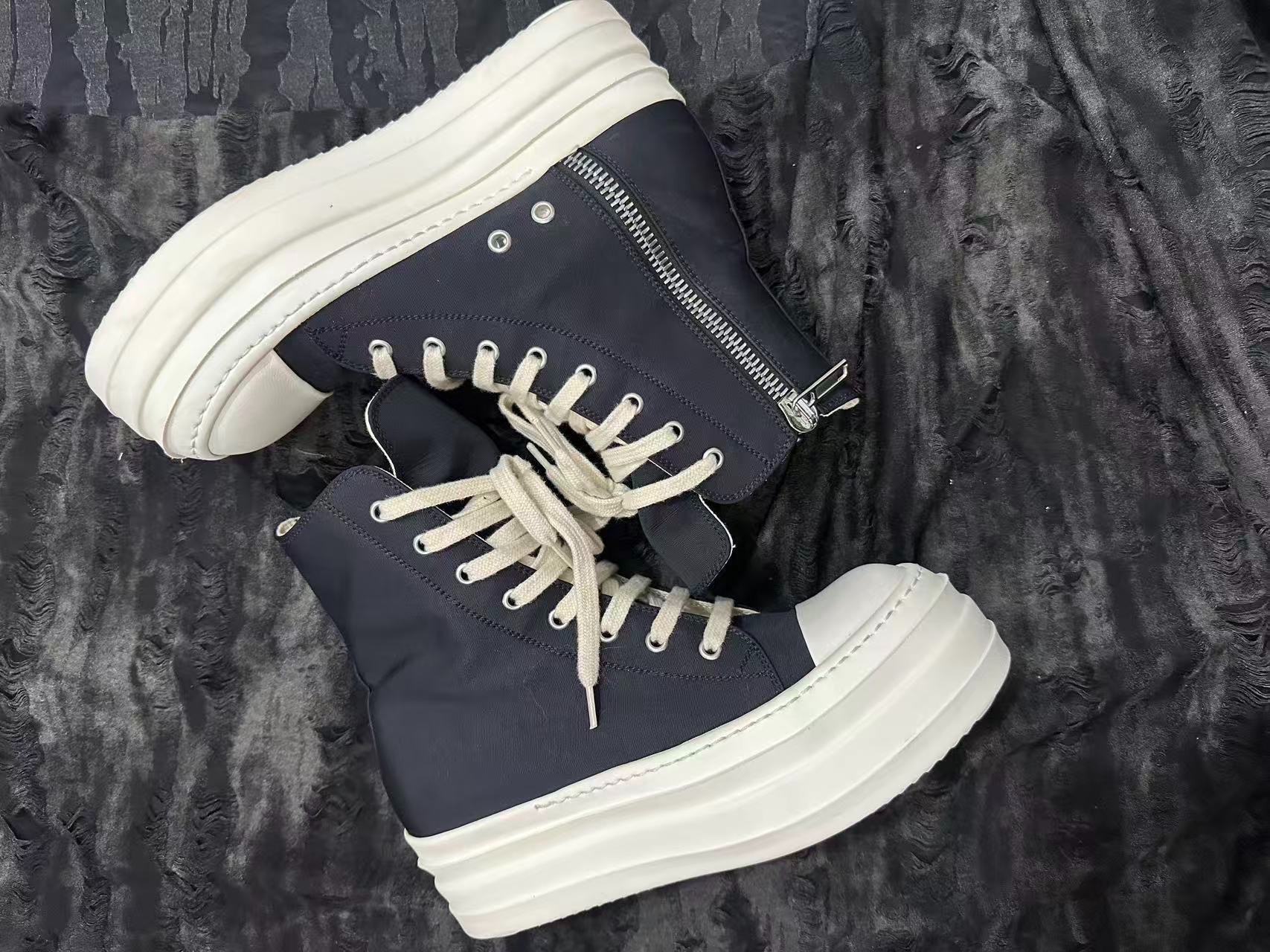 Rick Owens DRKSHDW High-Top Thick Sole — label