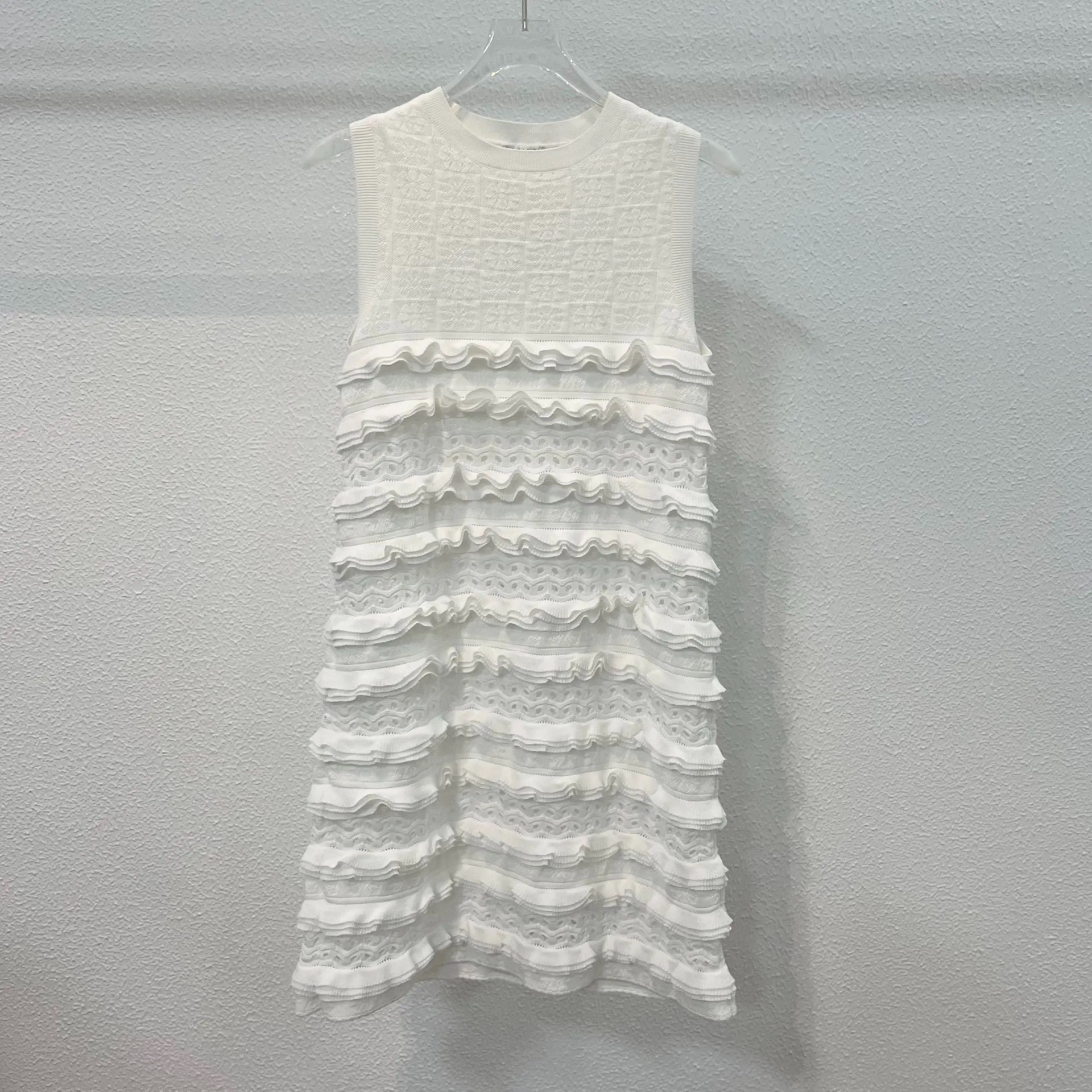 Chanel White Sleeveless Knit Dress