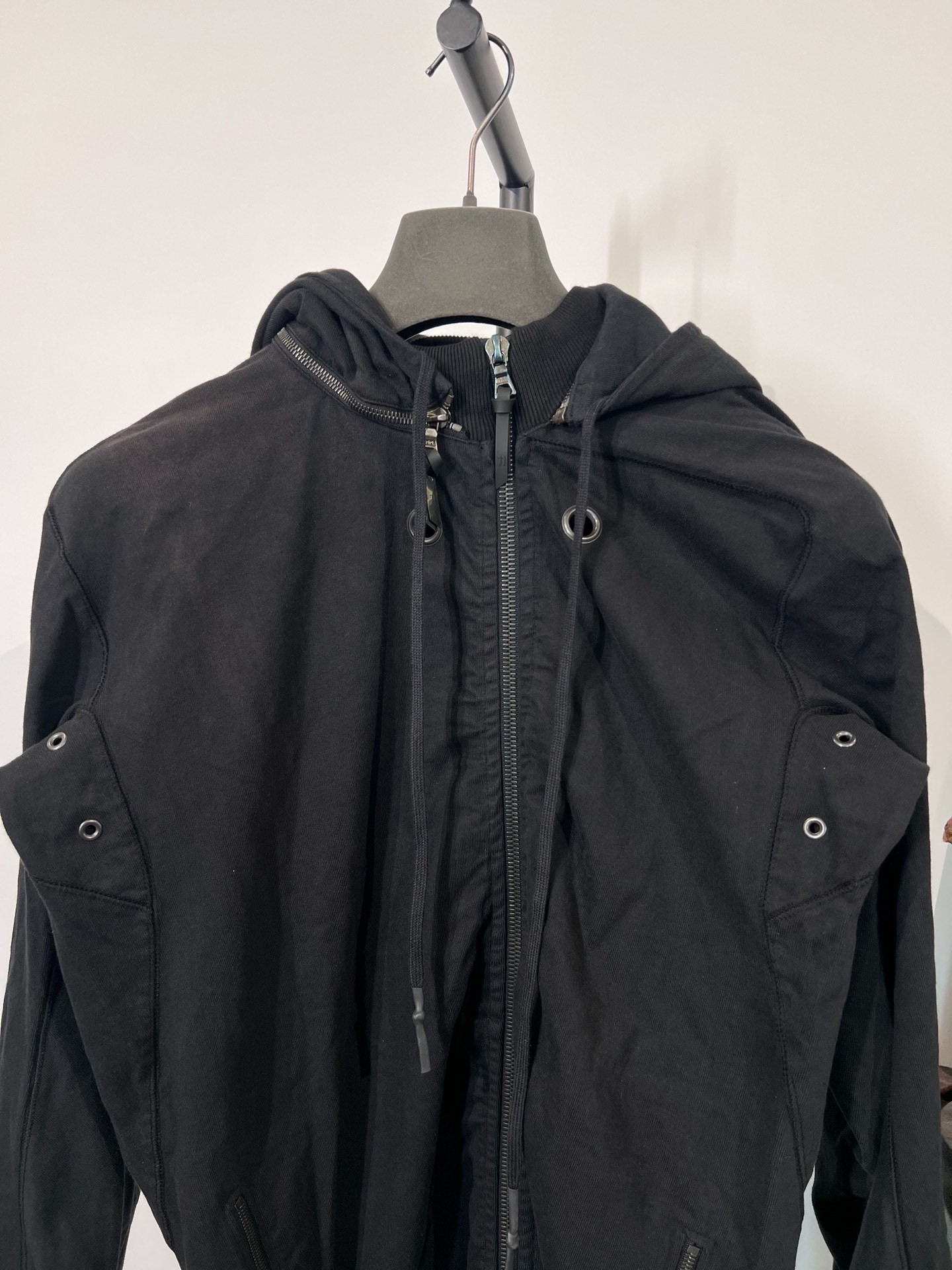 11 by Boris Bidjan Saberi Z1F Zip Hoodie — detail