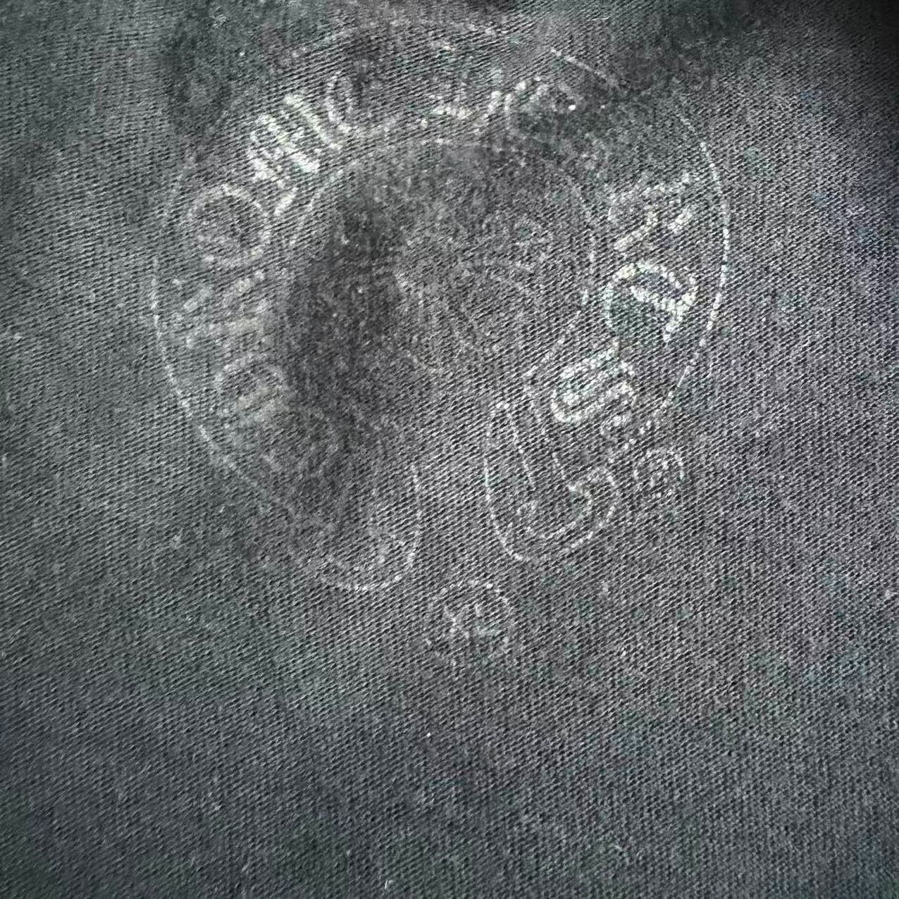 Chrome Hearts Korean Limited Horseshoe Cross Tee — detail