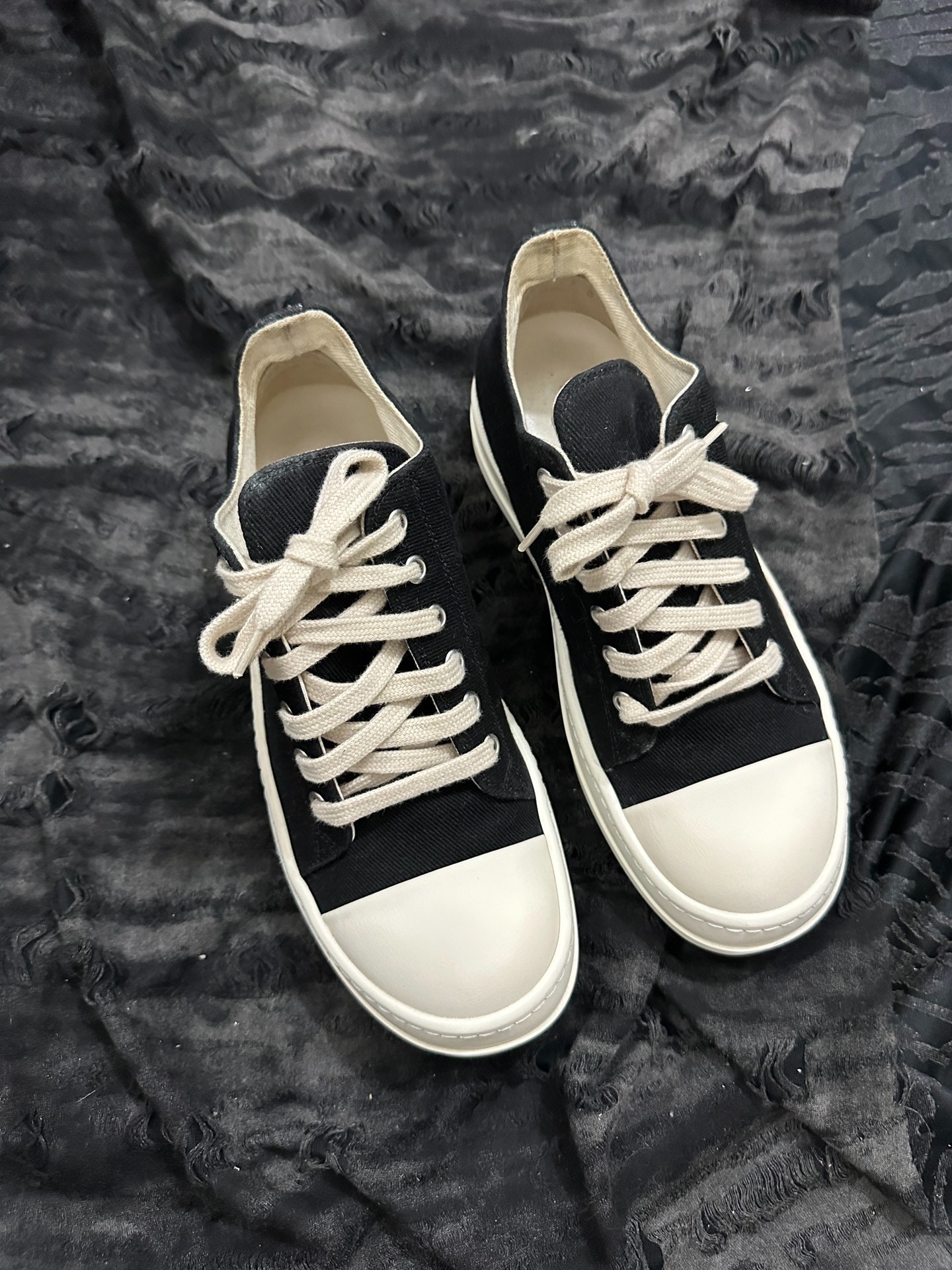 Rick Owens DRKSHDW Low-Top Canvas Shoes — detail
