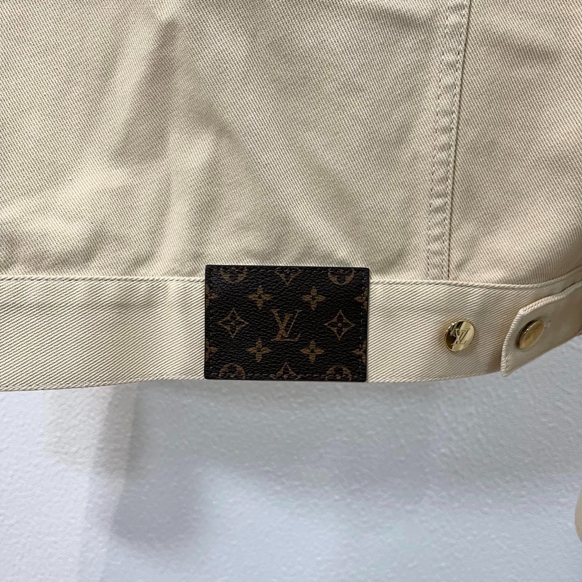 Louis Vuitton 26SS Beige Cropped Work Jacket — detail