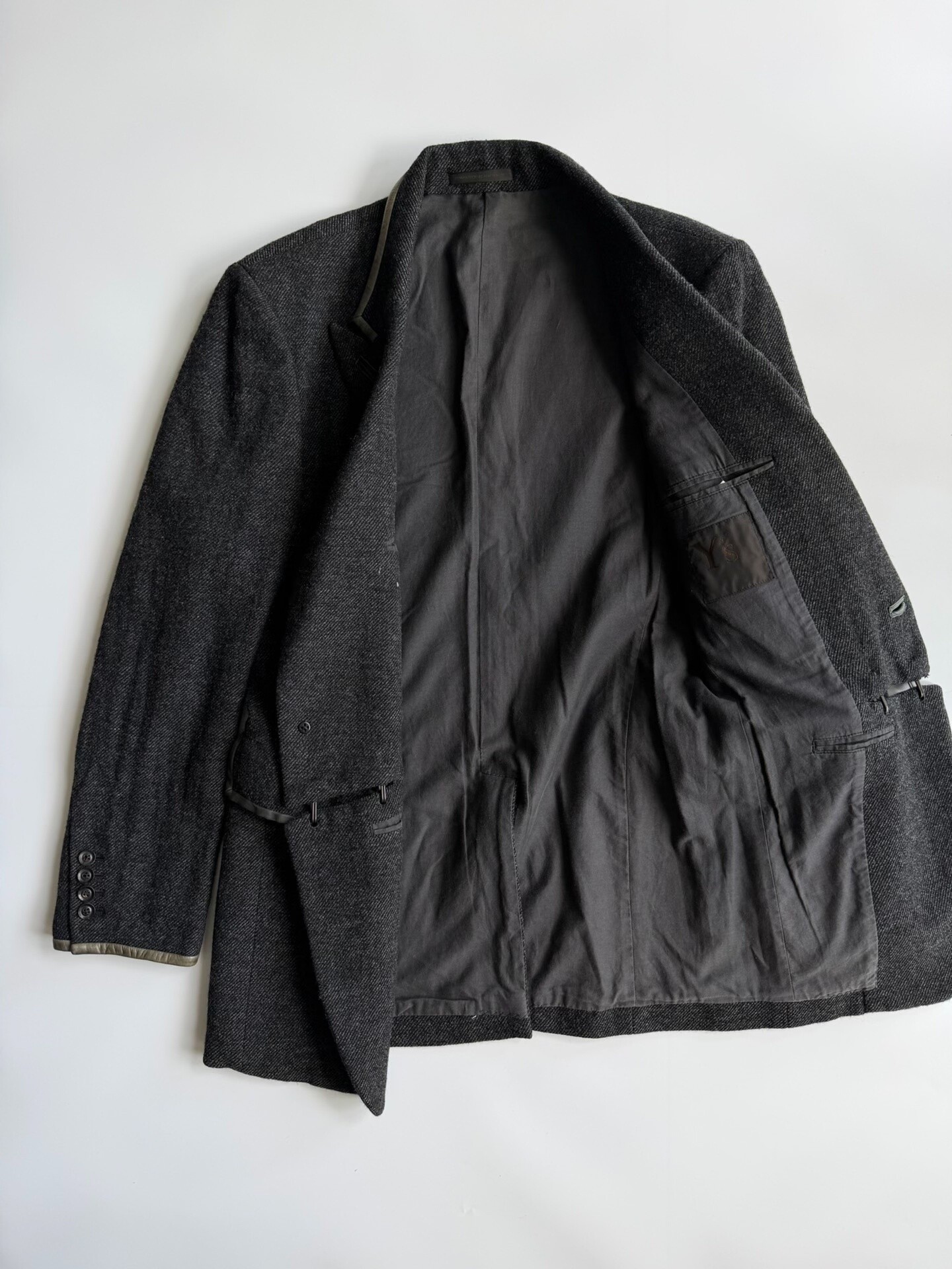 Yohji Yamamoto Men's Charcoal Blazer — front
