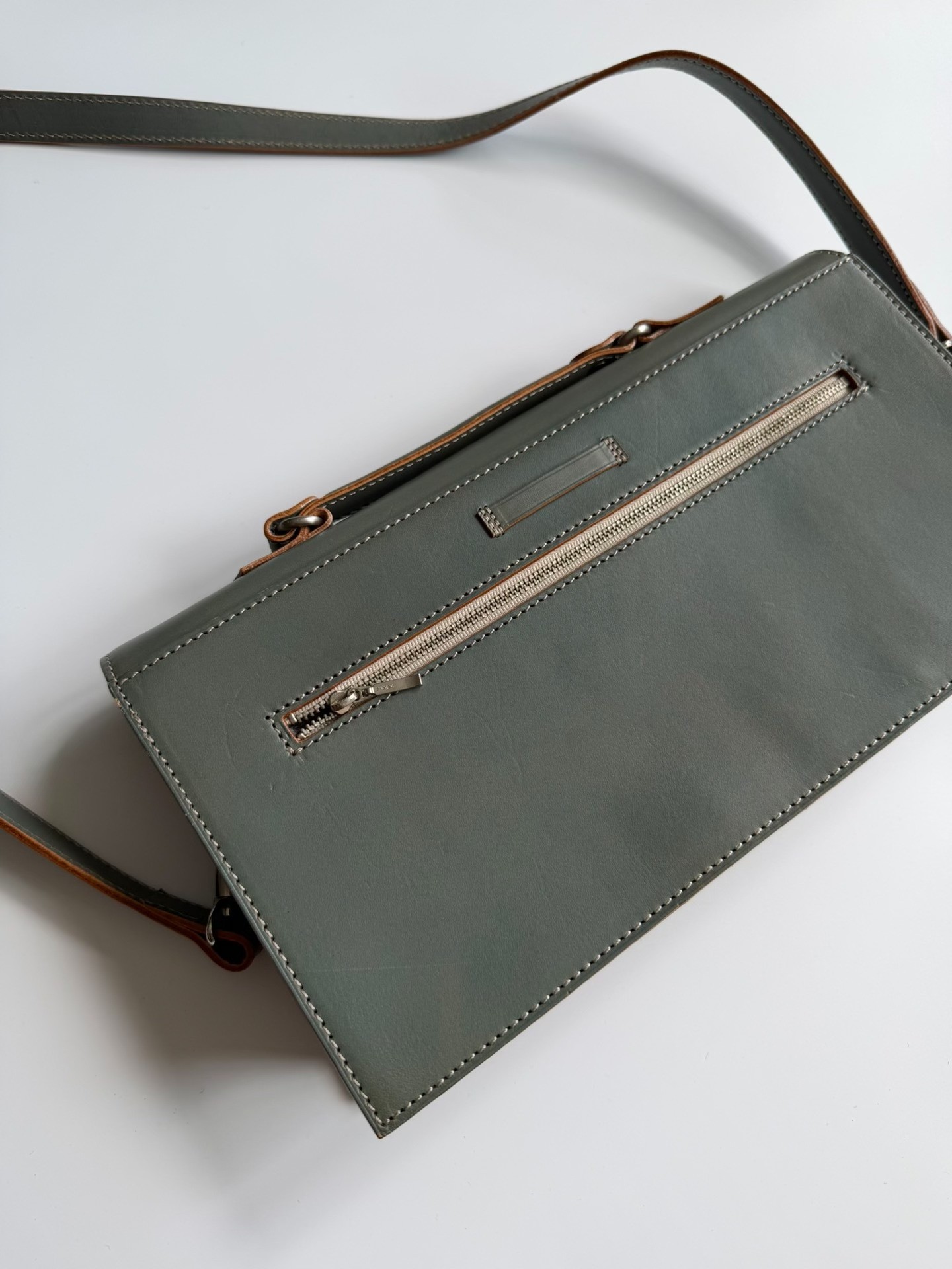 Jean Paul Gaultier Box Crossbody Bag — detail