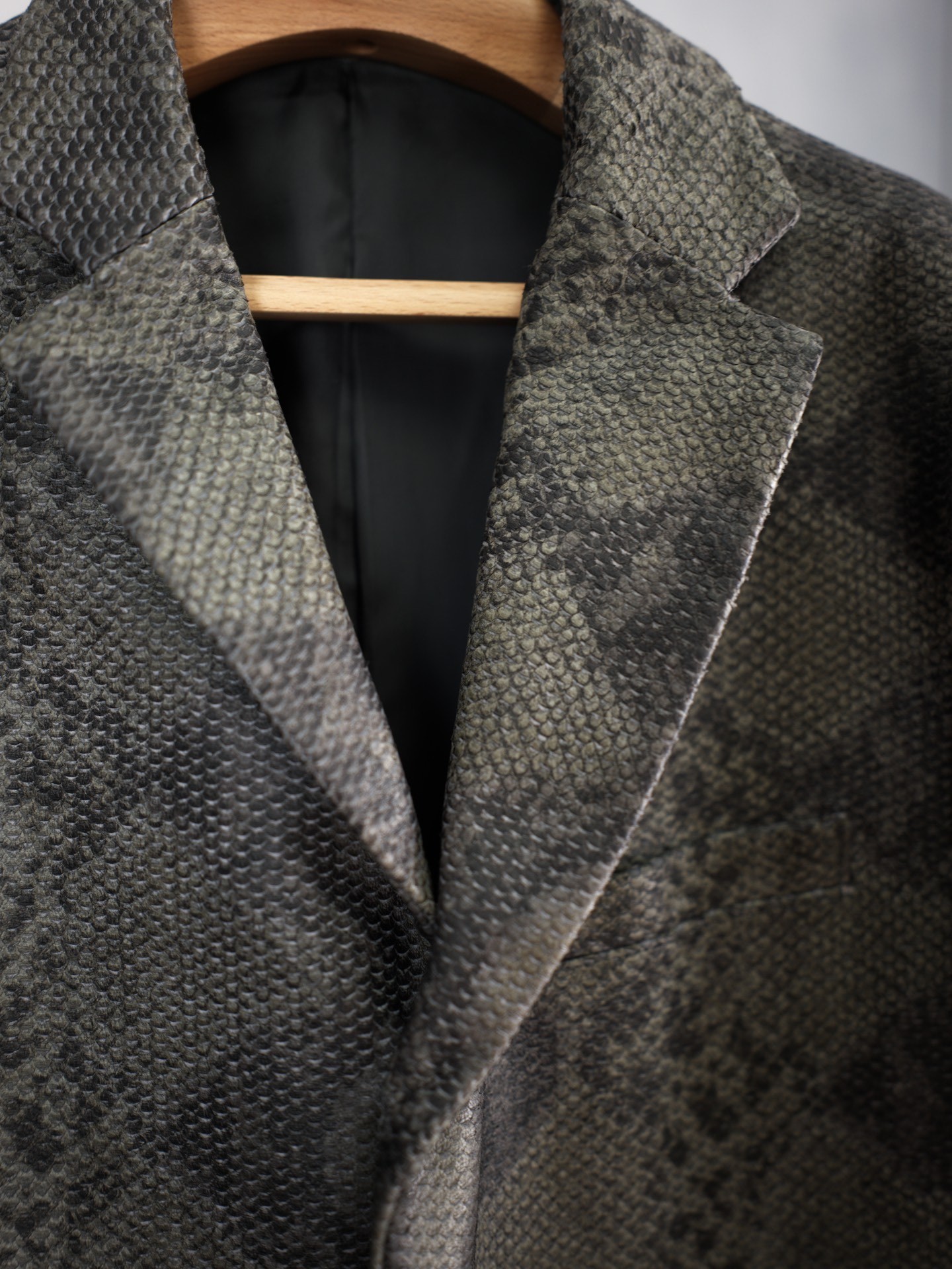 Yohji Yamamoto 14AW Snake Leather Blazer — back