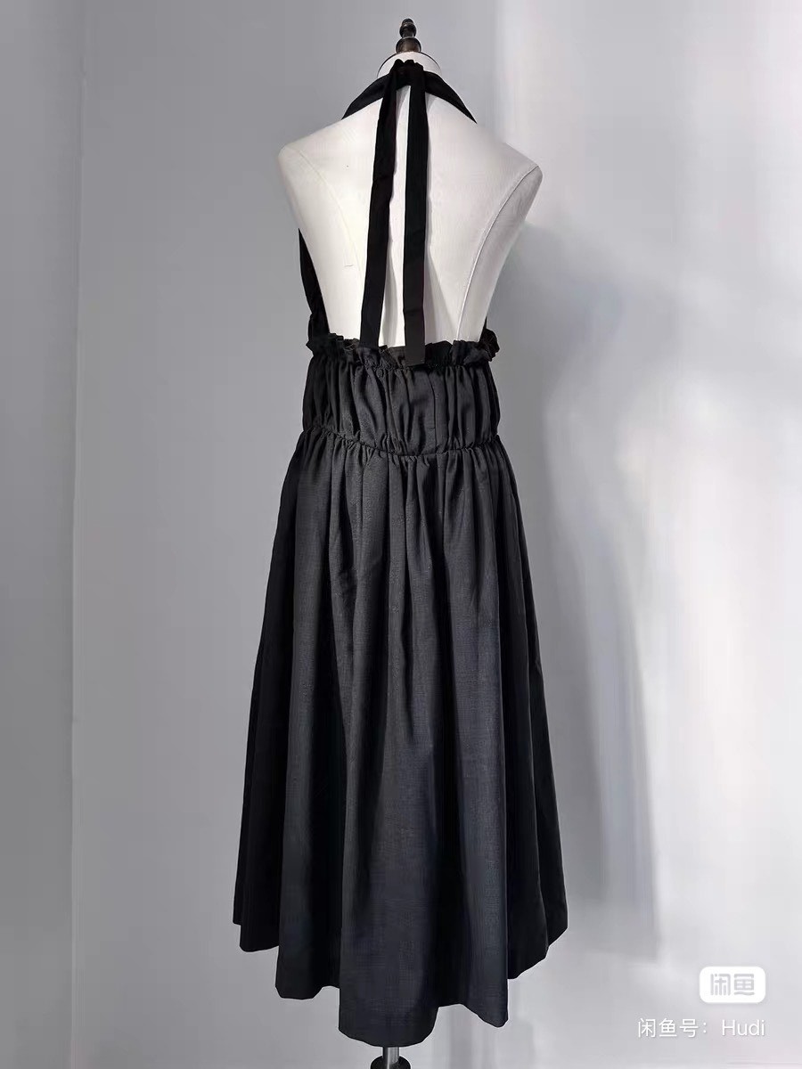 Comme des Garcons Tricot Halter Dress — detail