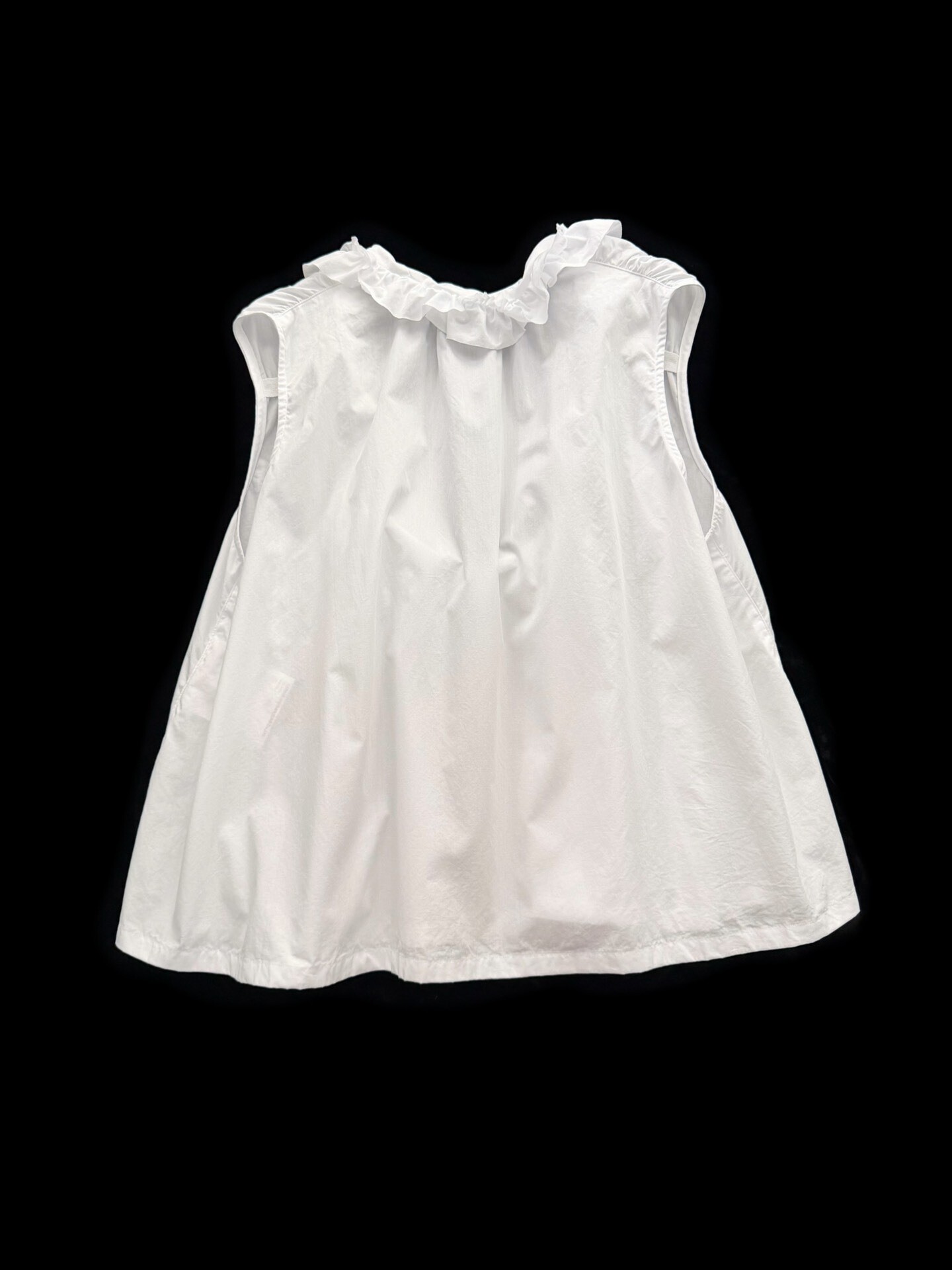 Comme des Garcons Tricot Ruffled Sleeveless Top — detail