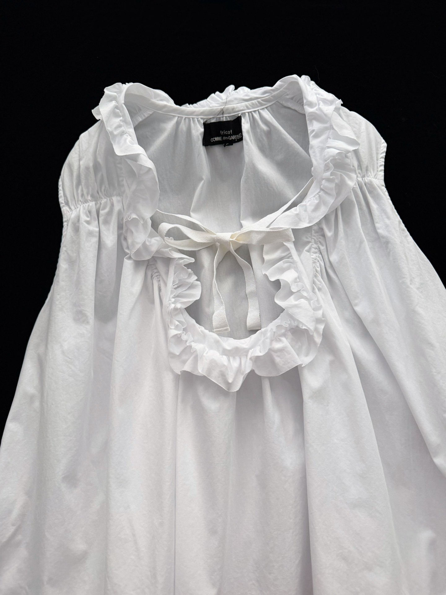 Comme des Garcons Tricot Ruffled Sleeveless Top — front