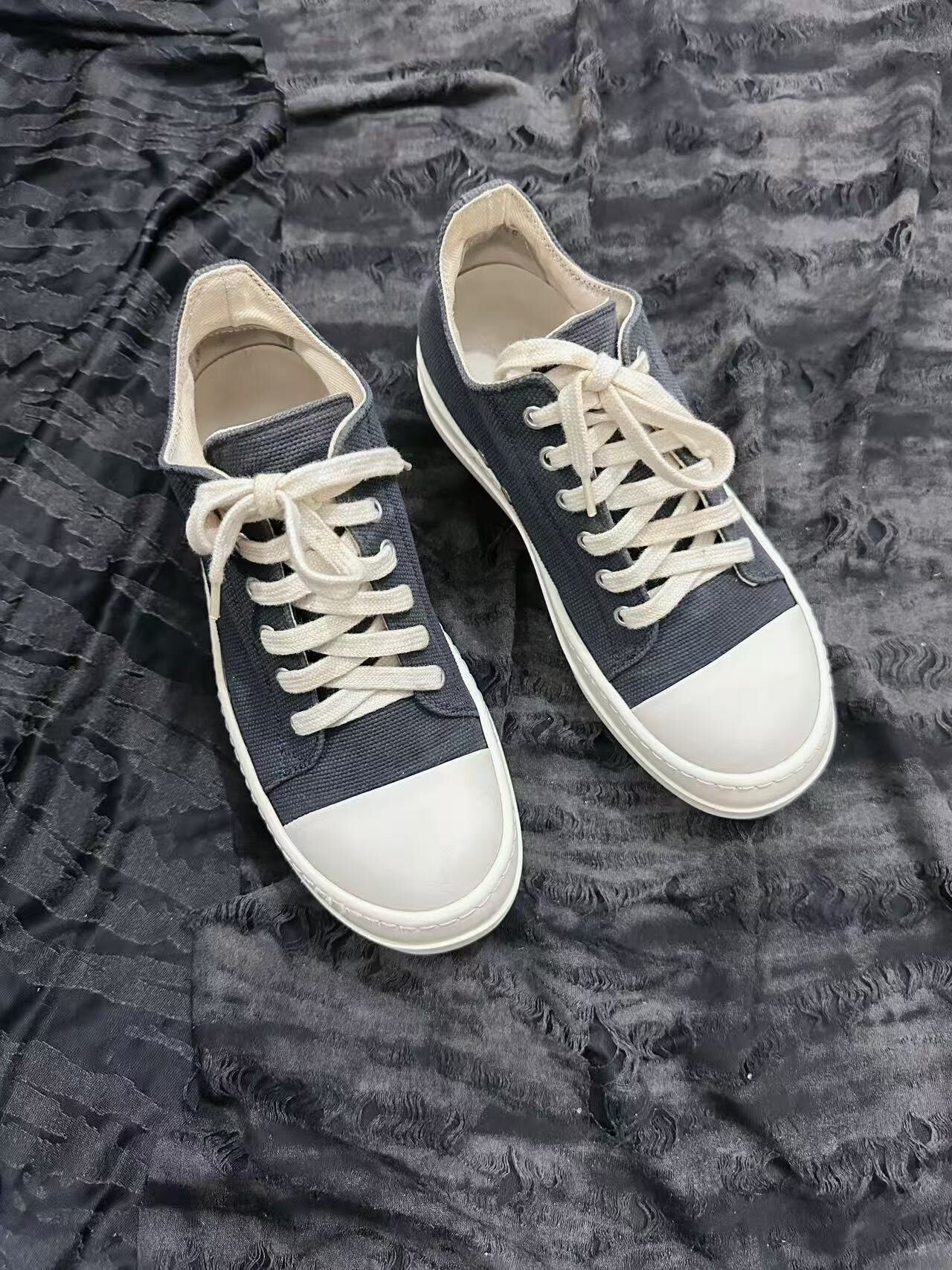 Rick Owens DRKSHDW Low-Top Sneakers — front