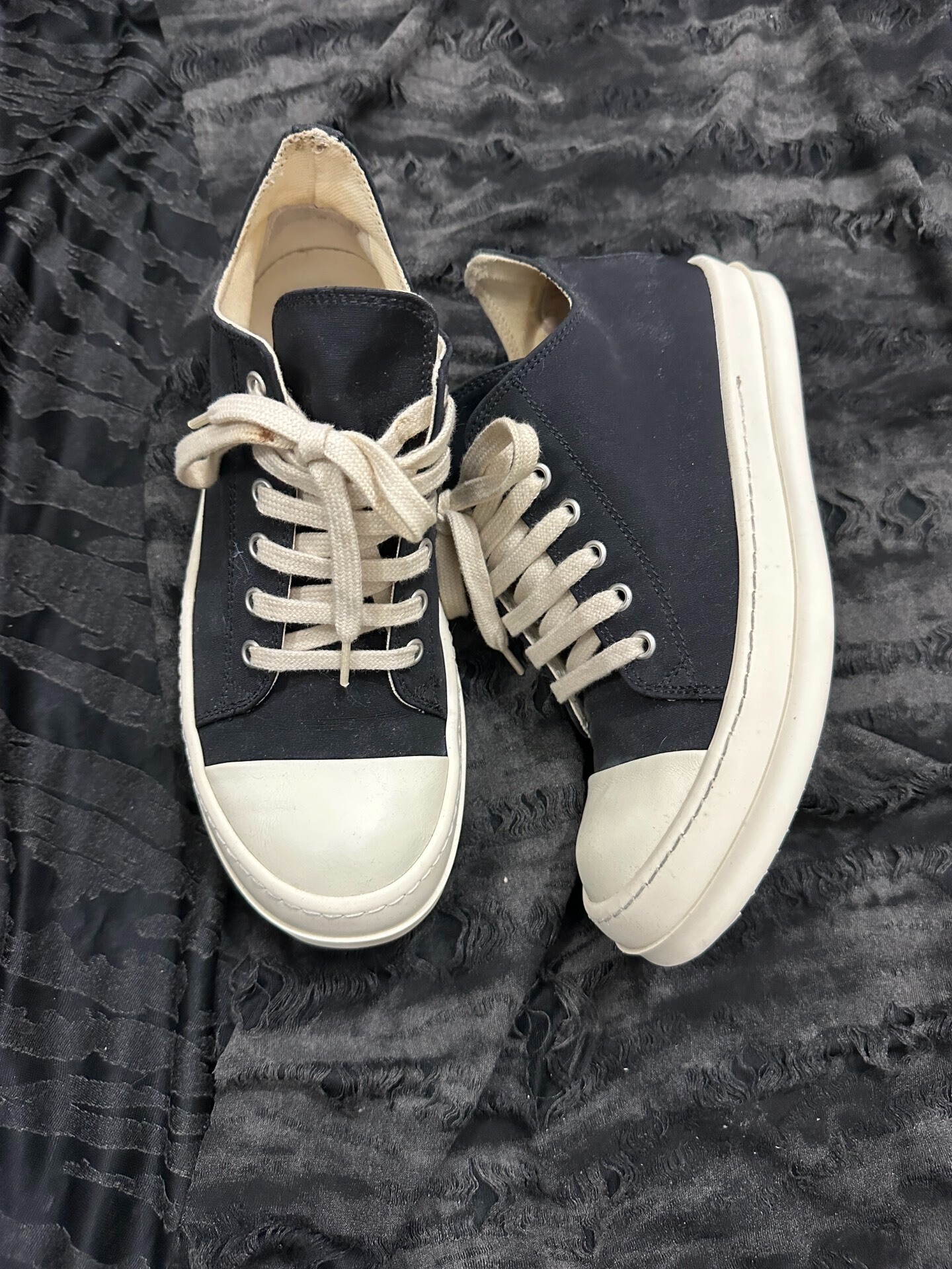 Rick Owens DRKSHDW Low-Top Canvas — label