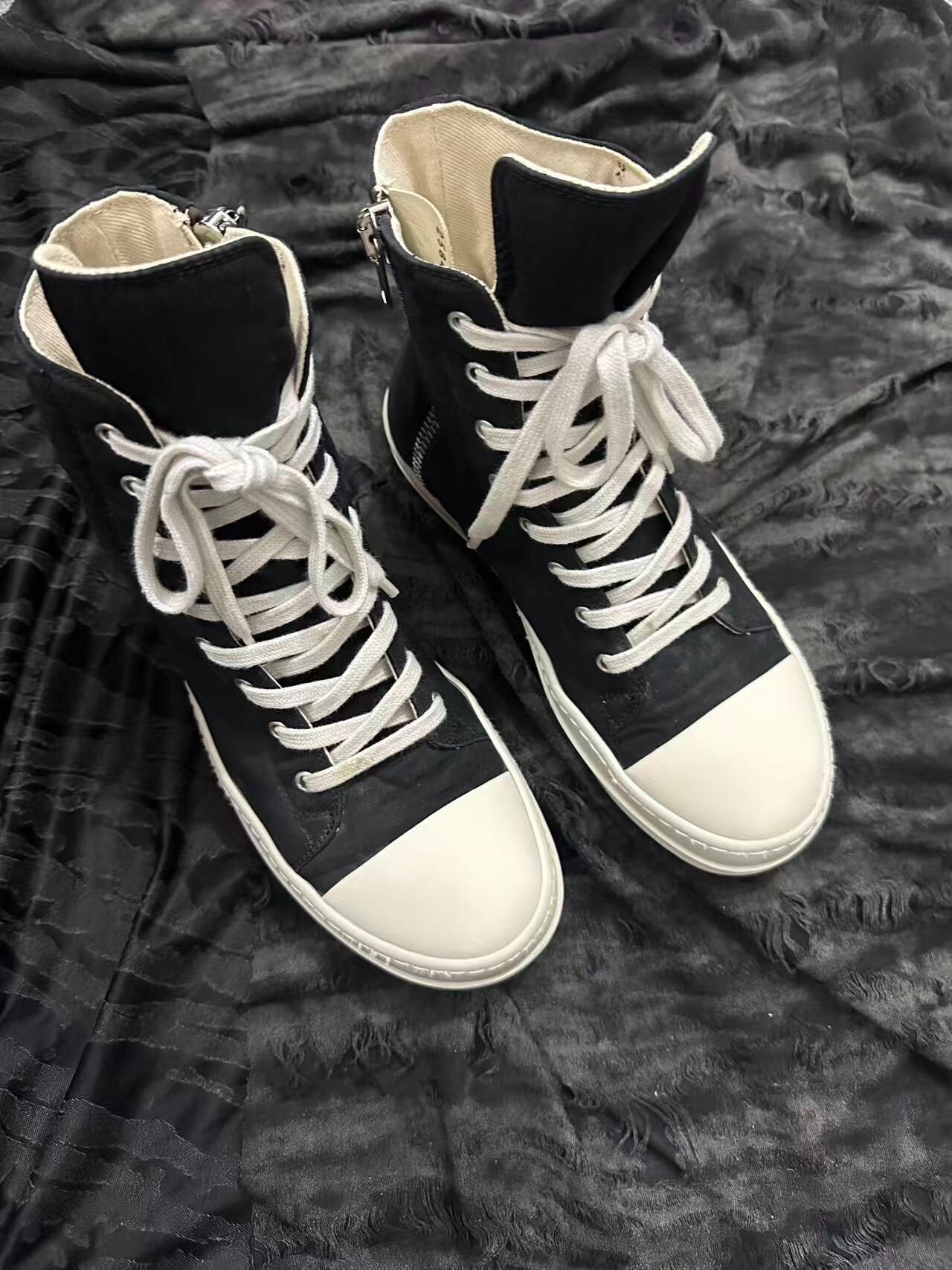 Rick Owens DRKSHDW High-Top Canvas — detail