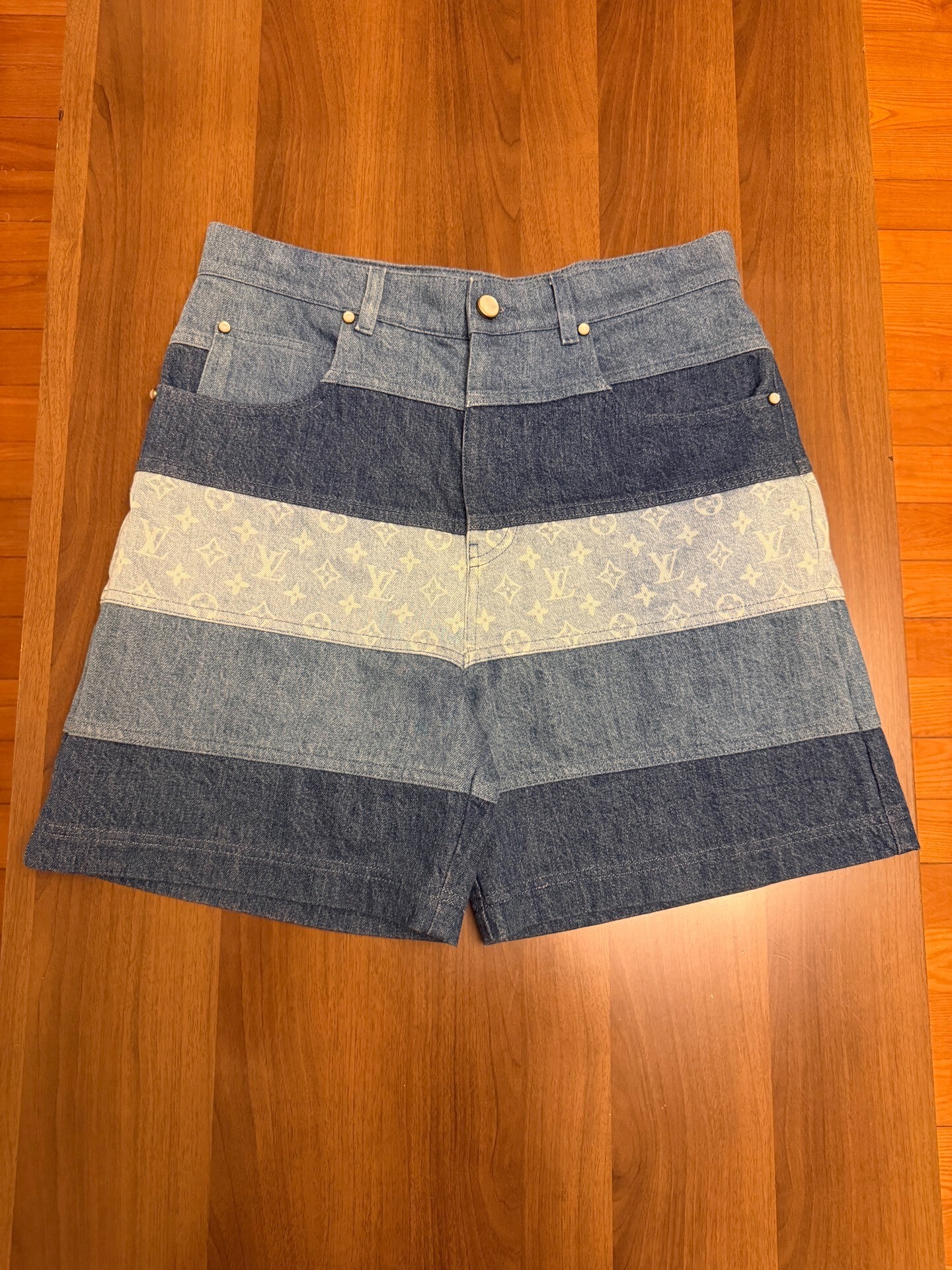 Louis Vuitton 24FW Monogram Denim Shorts