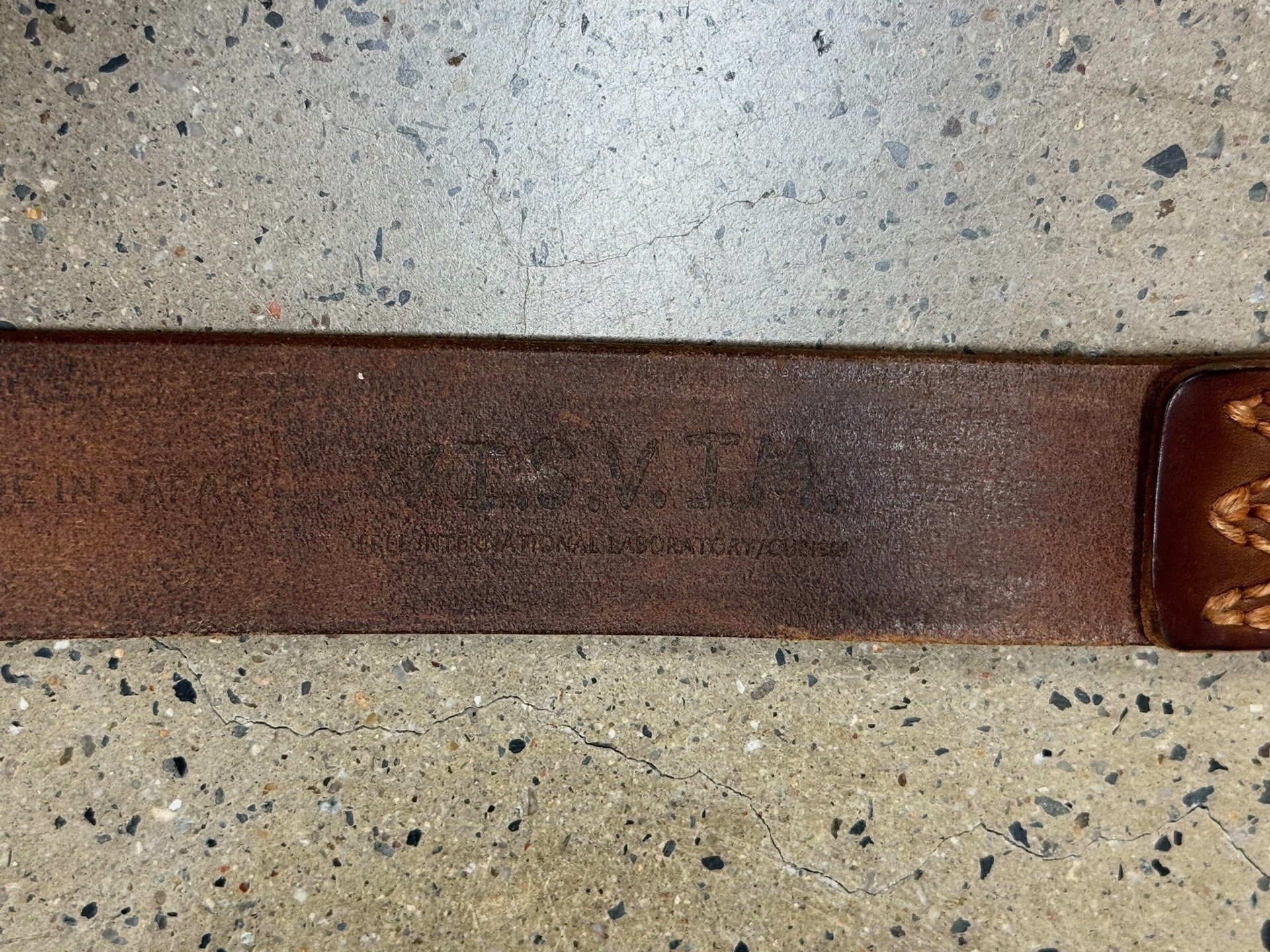 Visvim Double Ring Belt — label