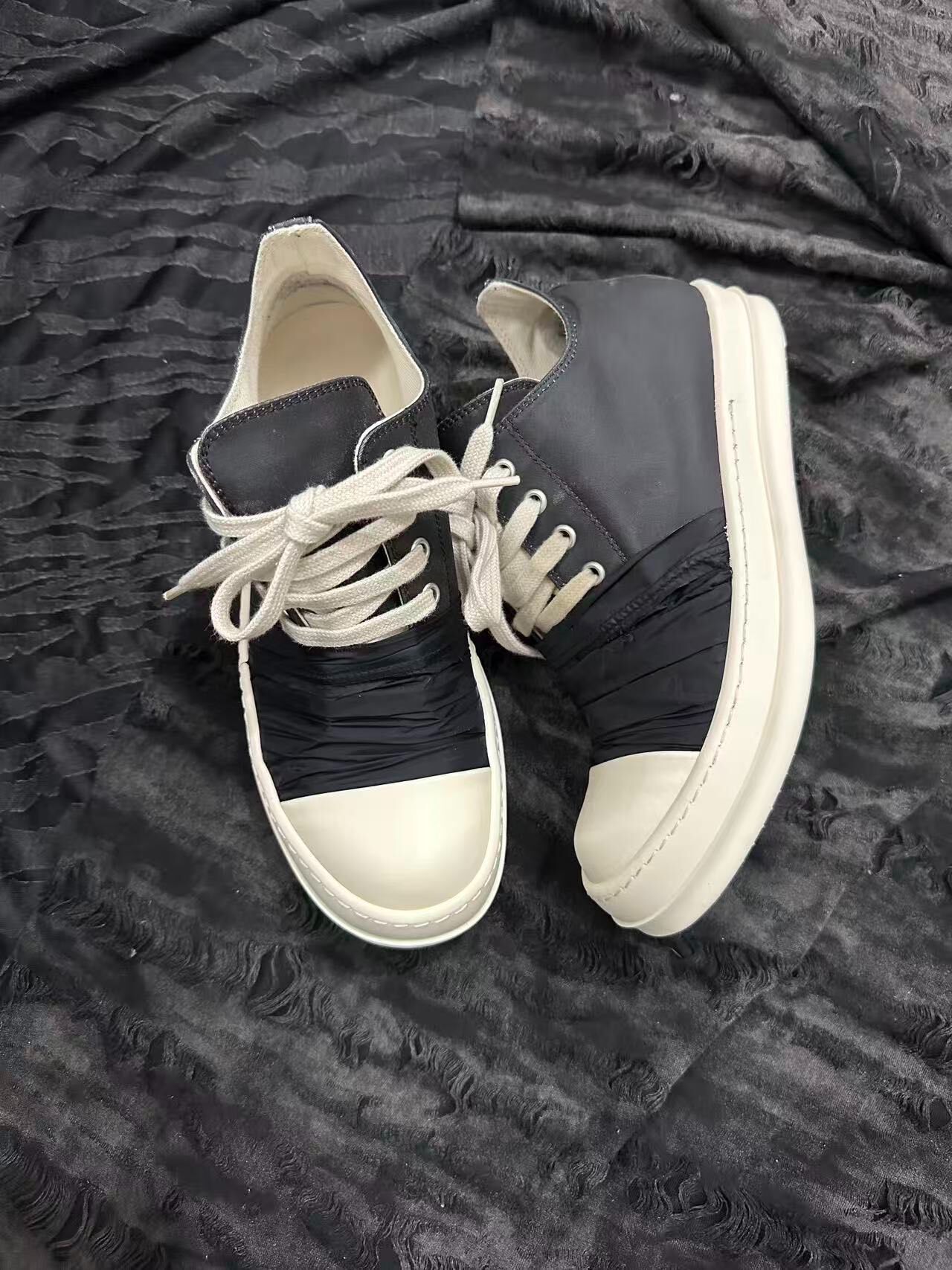 Rick Owens DRKSHDW Low-Top Sneakers — front