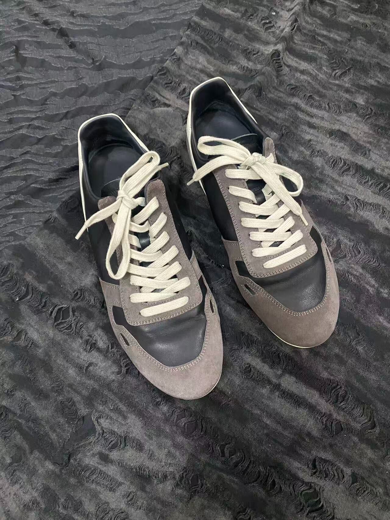 Rick Owens 25FW Low-Top Sneakers — detail