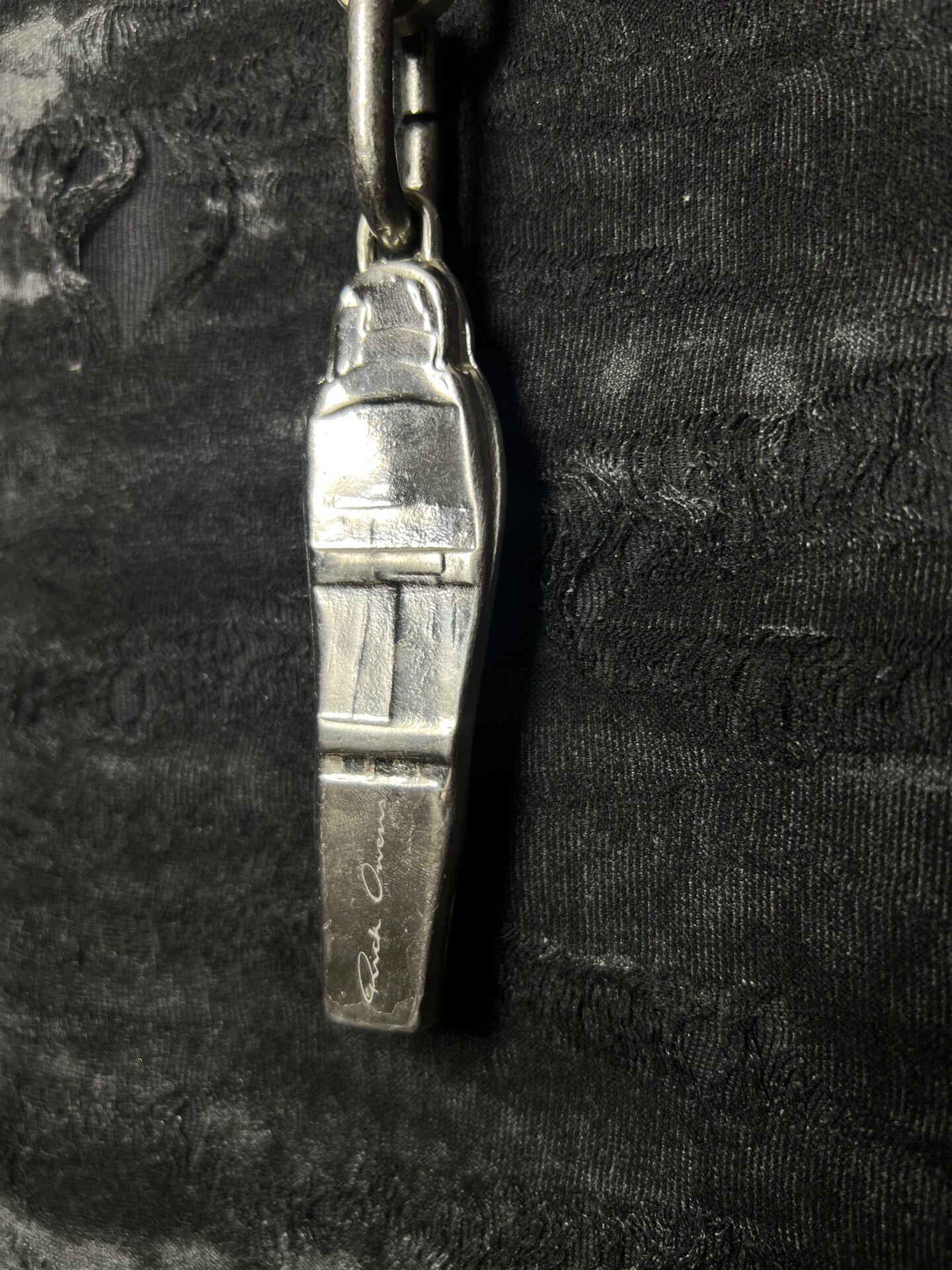 Rick Owens 22SS Y-Shaped Necklace — label