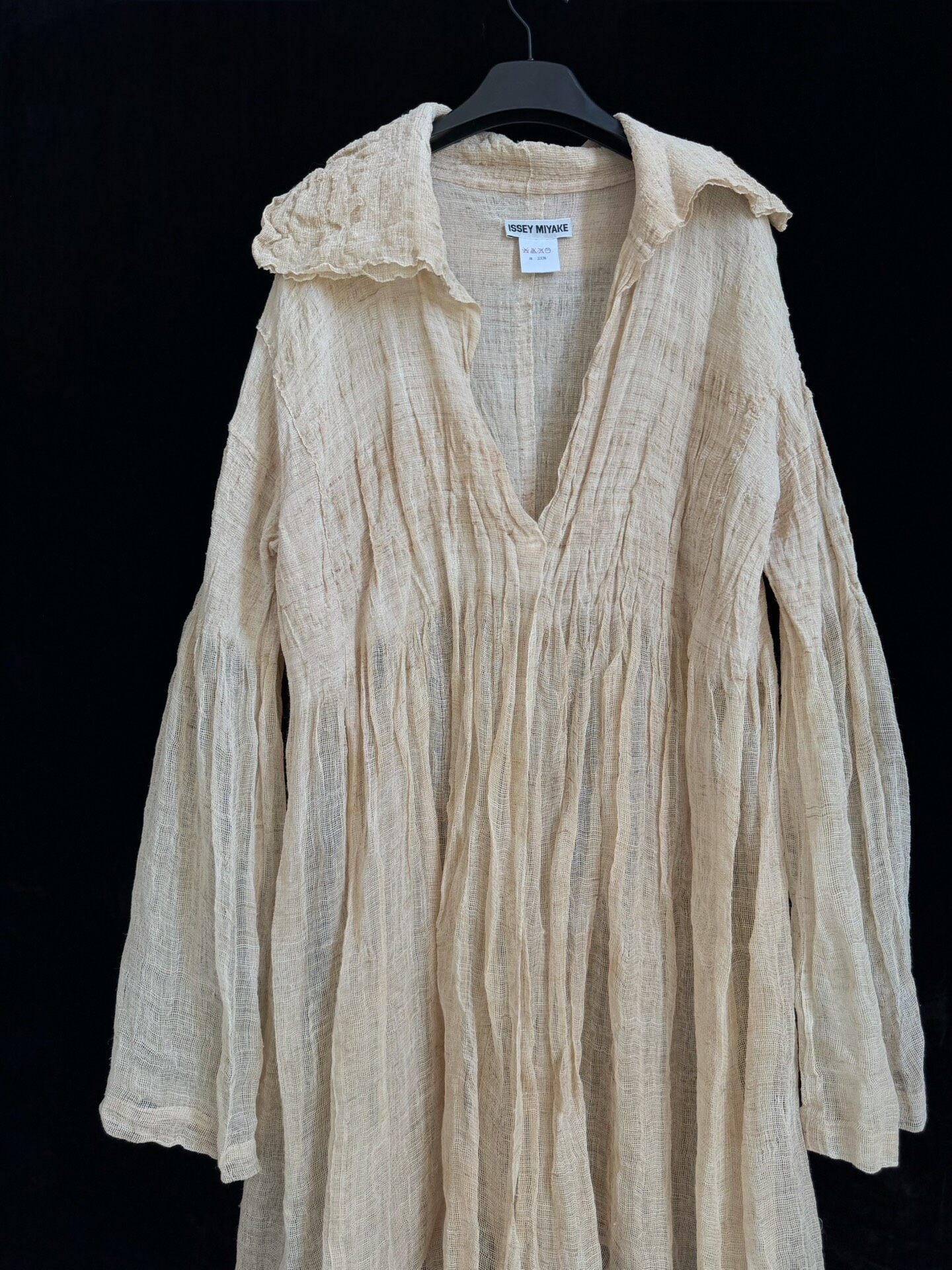 Issey Miyake 1993 Linen Pleated Cardigan — back