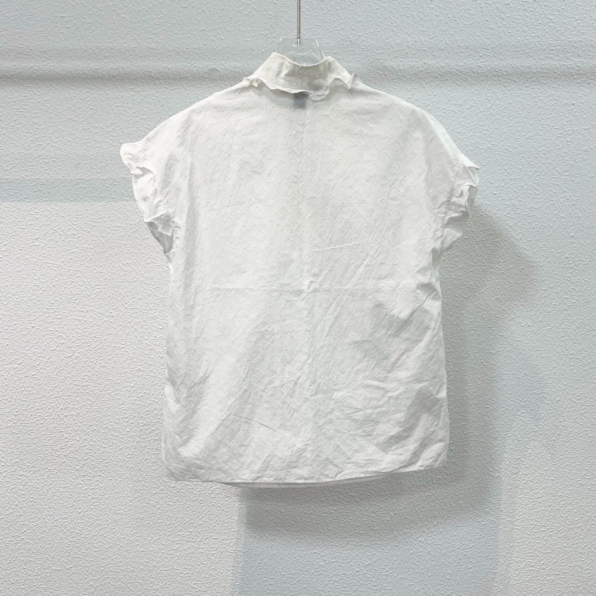 Louis Vuitton White Ruffled Short Sleeve Top — detail