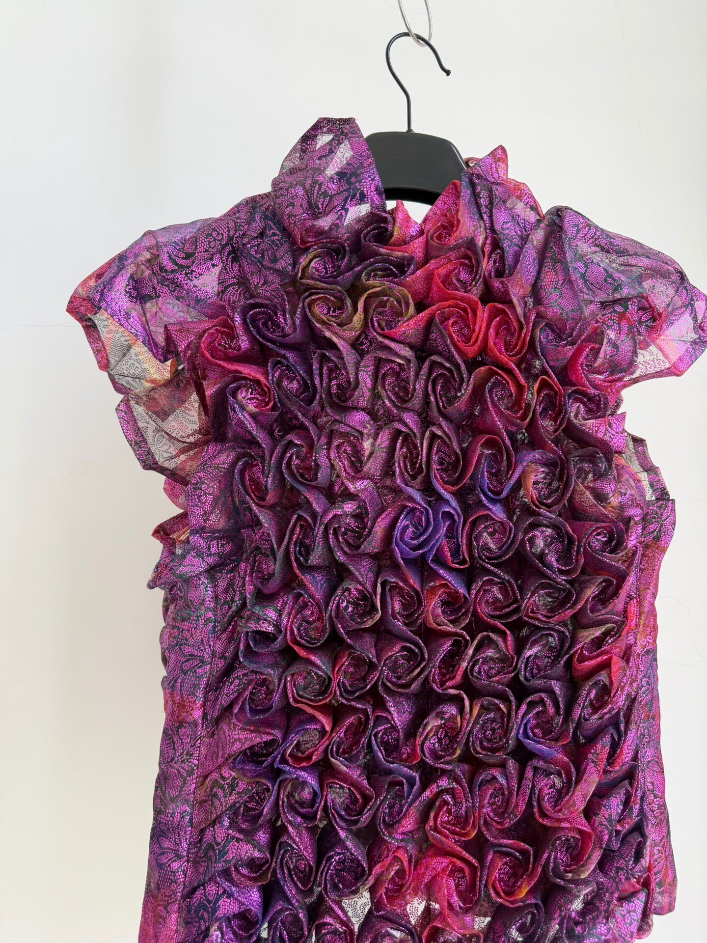 Issey Miyake Vintage Rose Pleated Top — detail