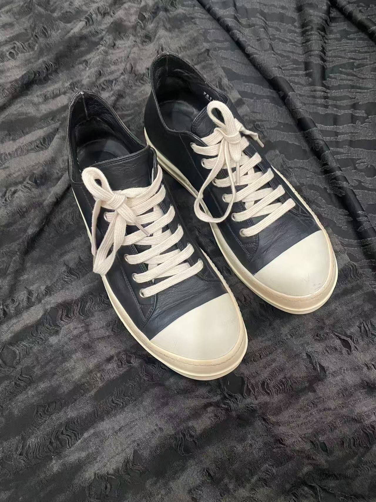 Rick Owens Black White Leather Sneakers — detail