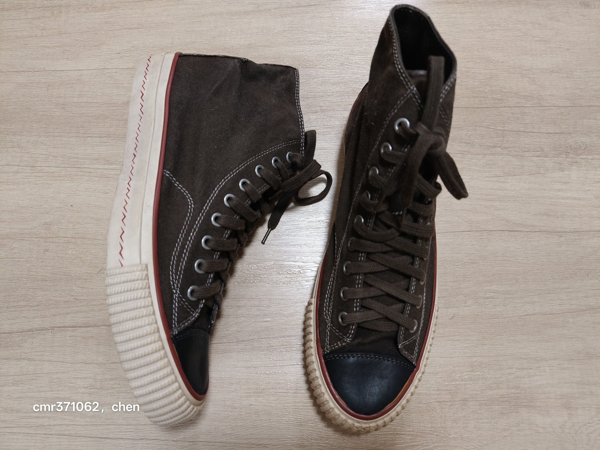 VISVIM 21 ICT Skagway Hi Canvas — front